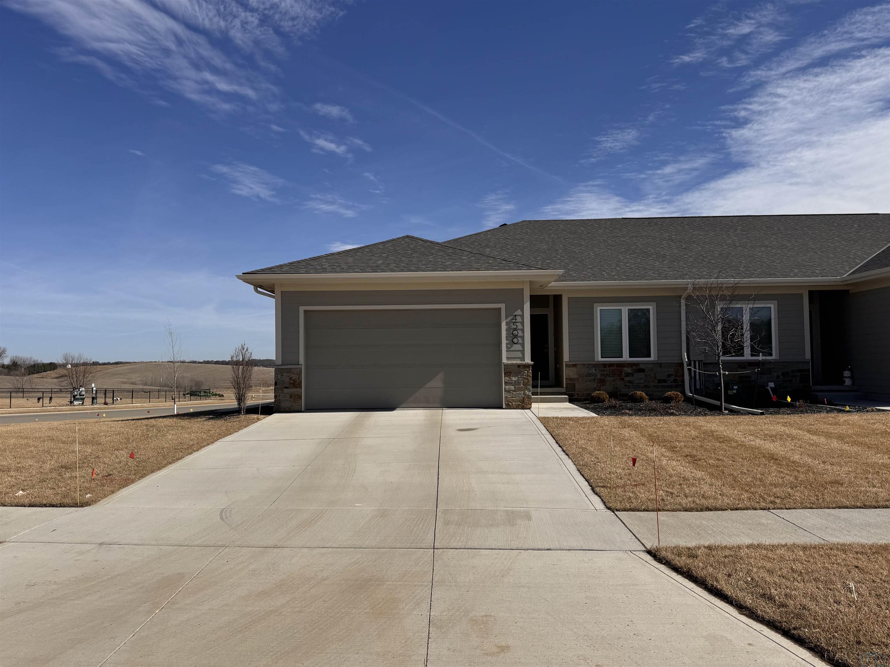 4500 Bison Ct, Sioux City, IA 51106 