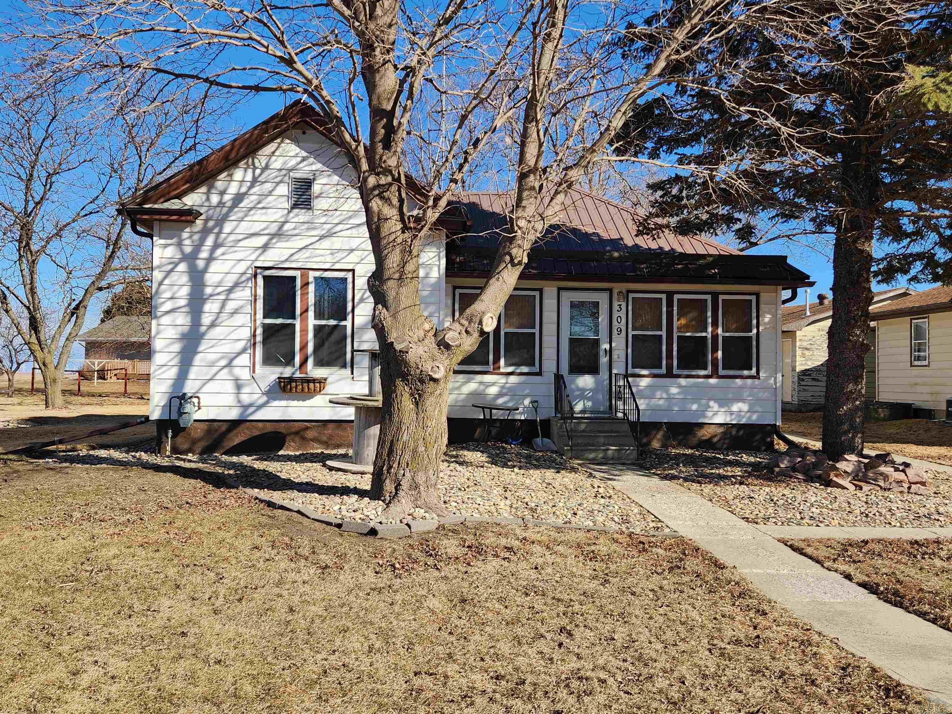 309 IOWA ST, Archer, IA 51231 