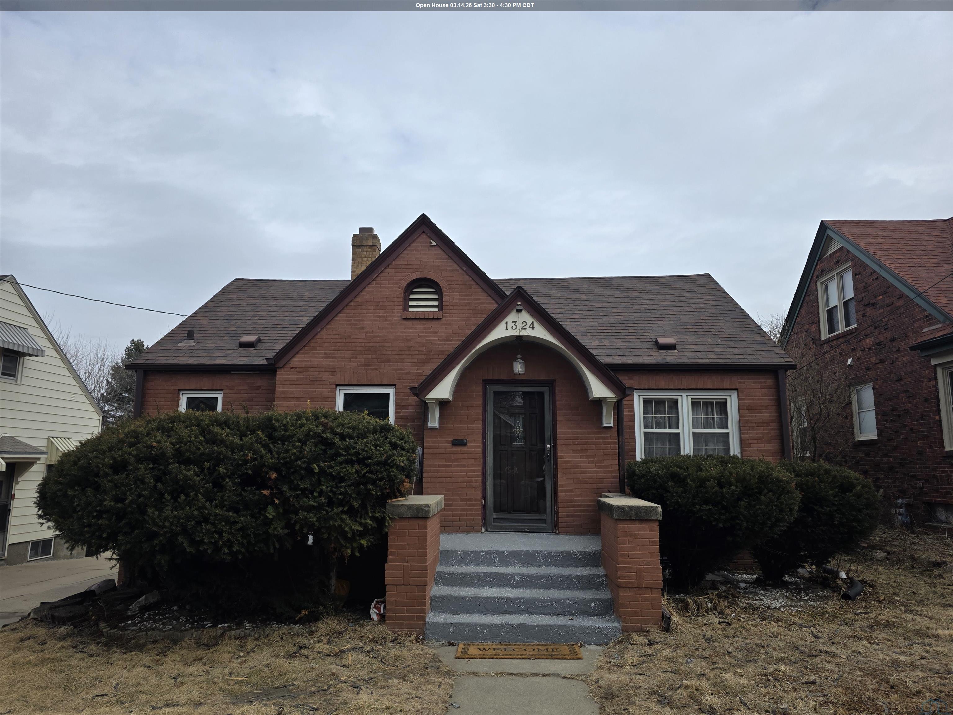 1324 S Mulberry St, Sioux City, IA 51106 