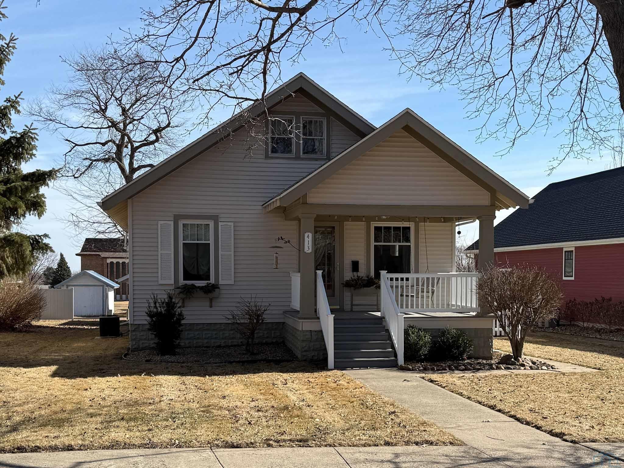 413 Central Ave SE						  						 , Orange City						 , IA						  51041						  