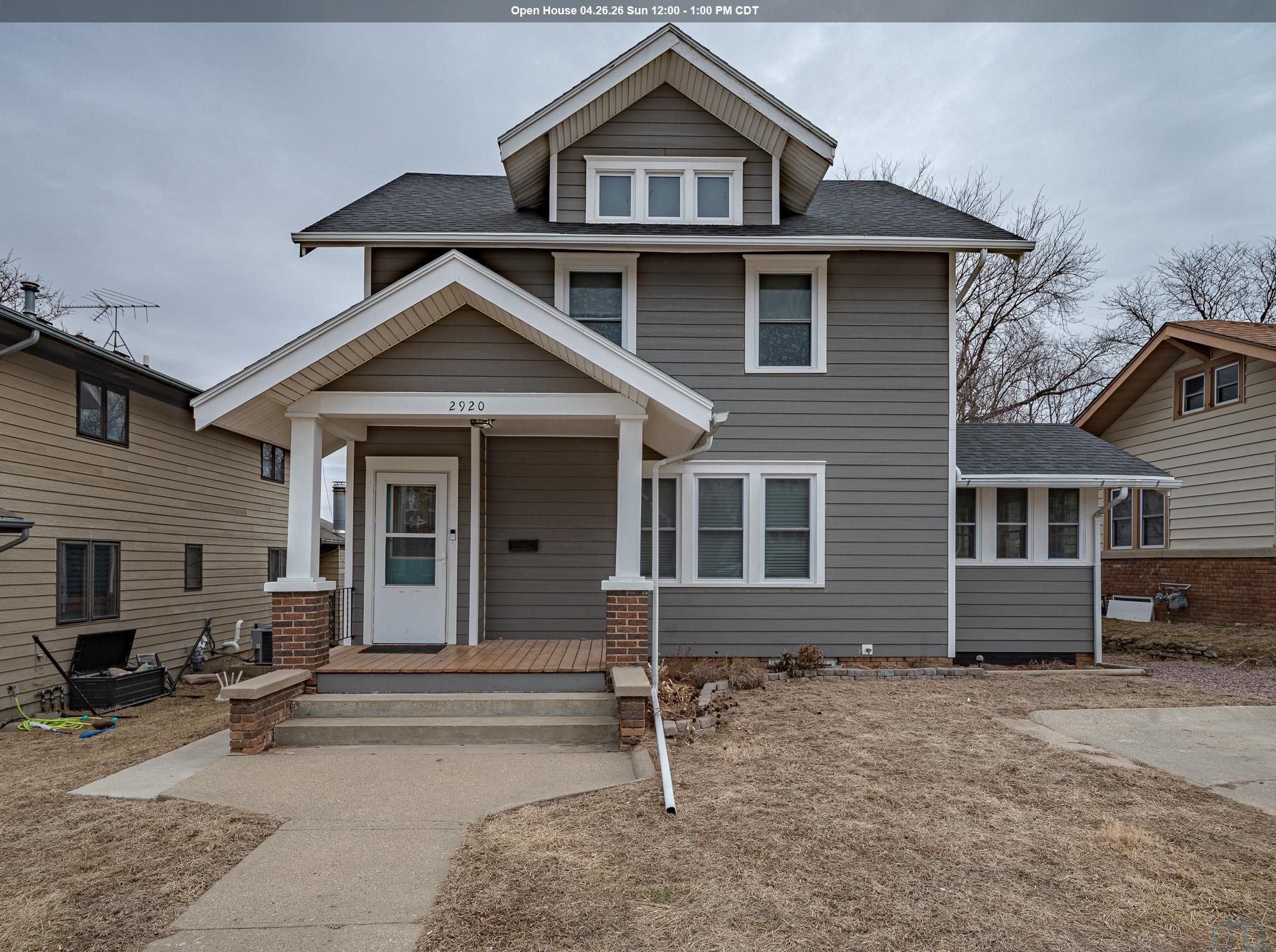 2920 JENNINGS ST, Sioux City, IA 51104 