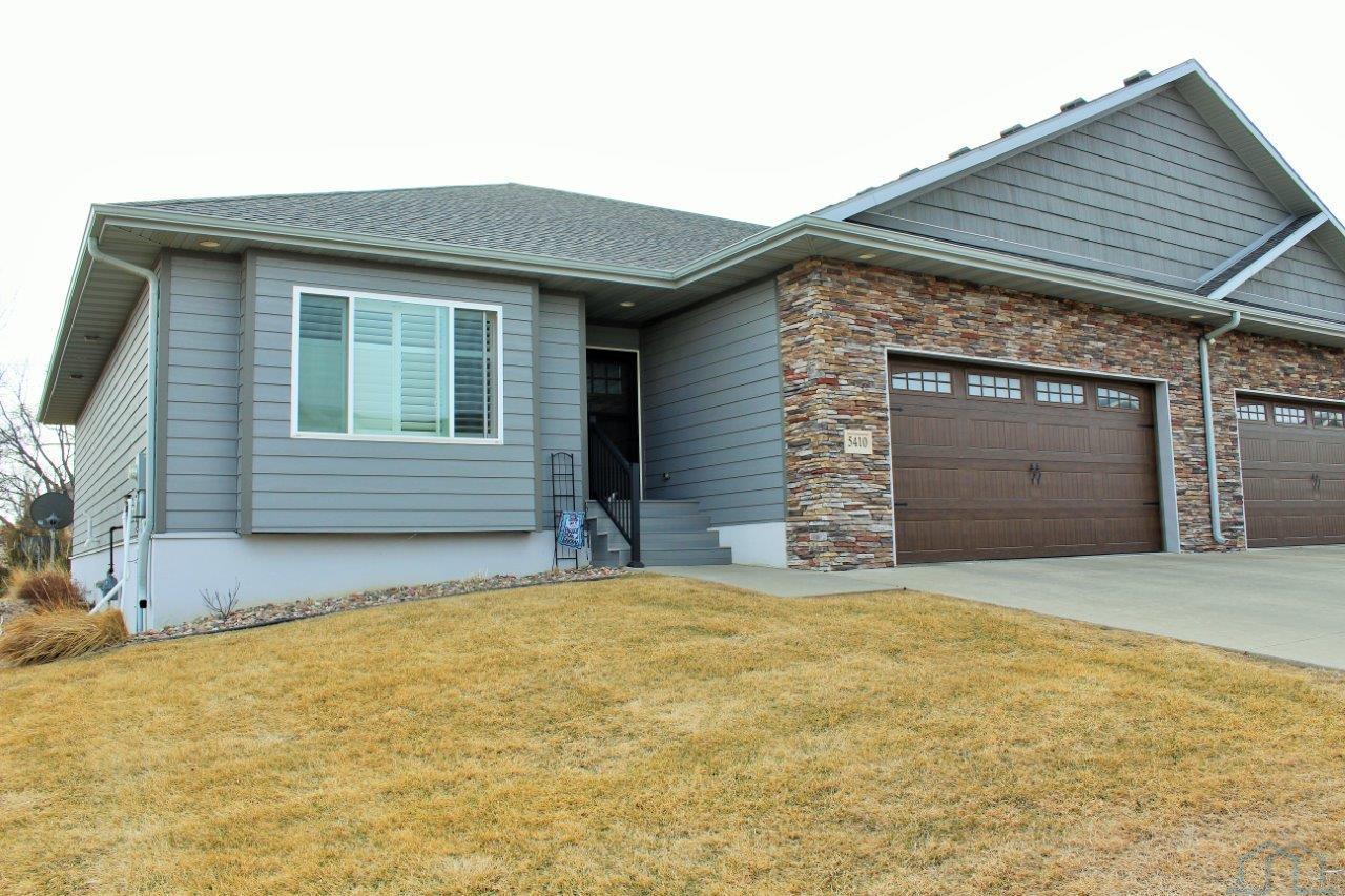 5410 OVERLOOK LN, Sioux City, IA 51106 