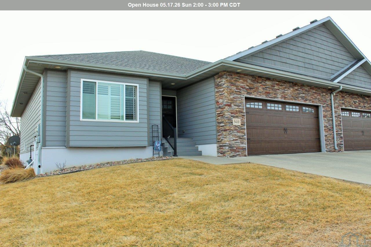 5410 OVERLOOK LN, Sioux City, IA 51106 