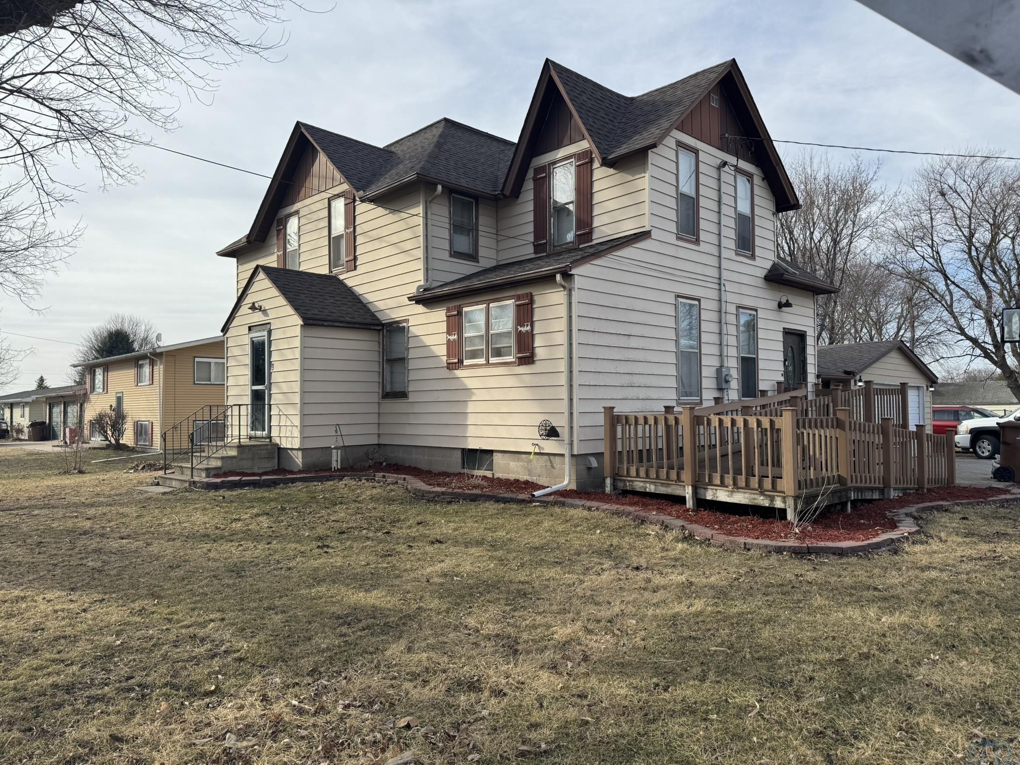 402 Elm Street, Albert City, IA 50510 