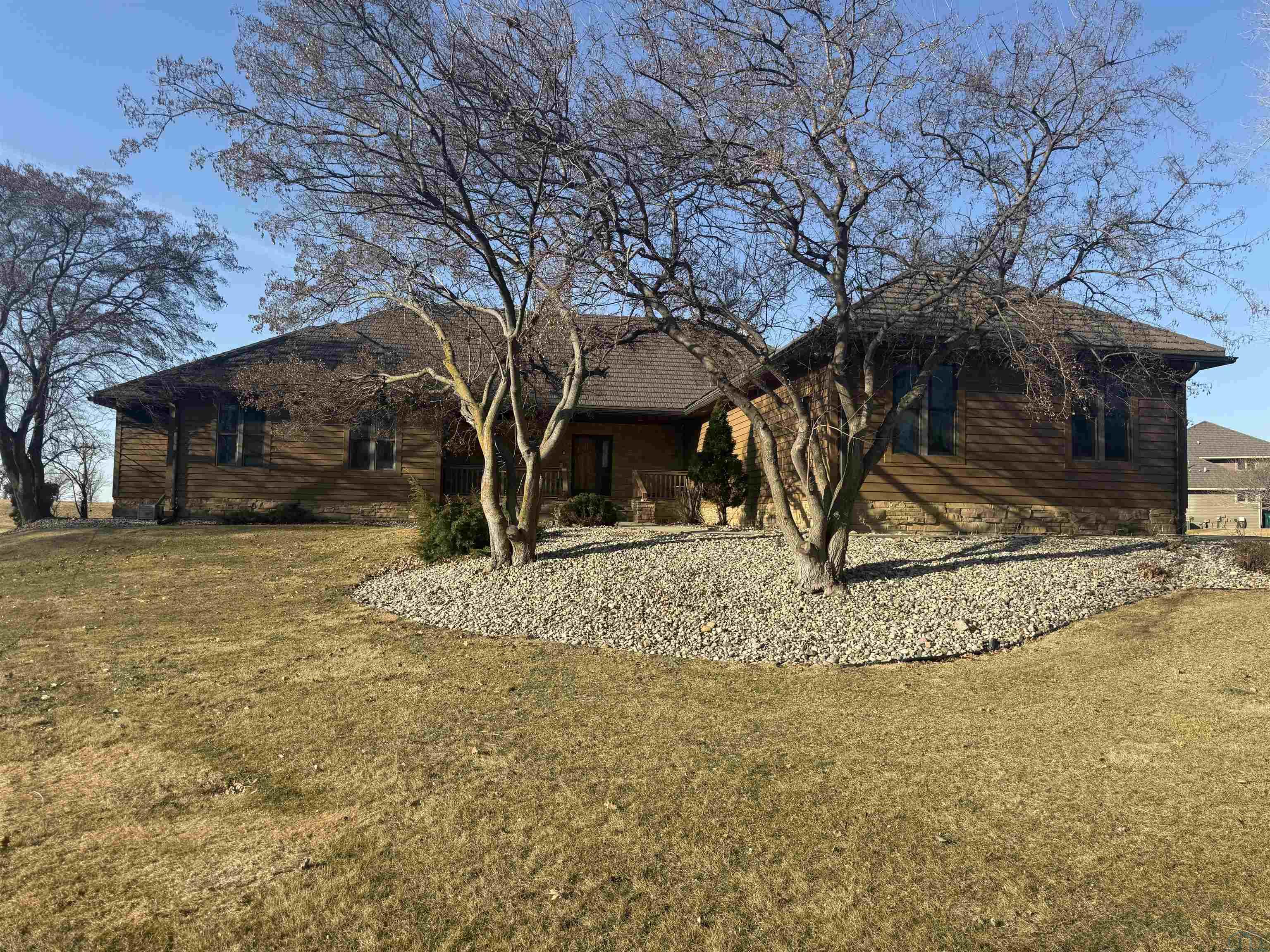 938 Spyglass Ct., Dakota Dunes, SD 57049 