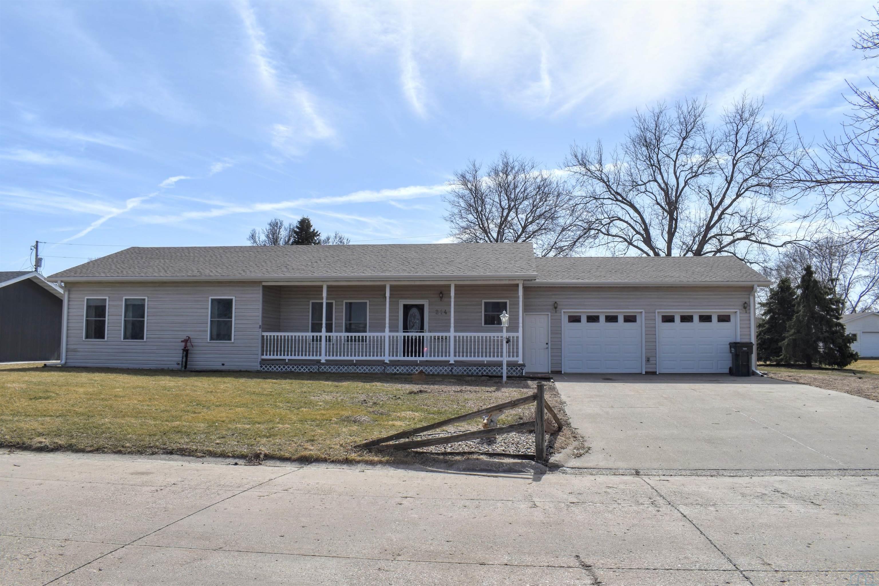 214 Mechanic Street, Jackson, NE 68743 