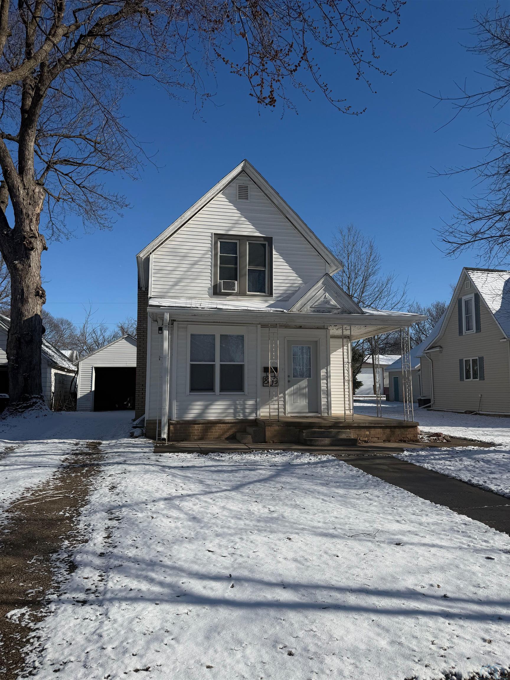 809 6th Street, Sheldon, IA 51201 