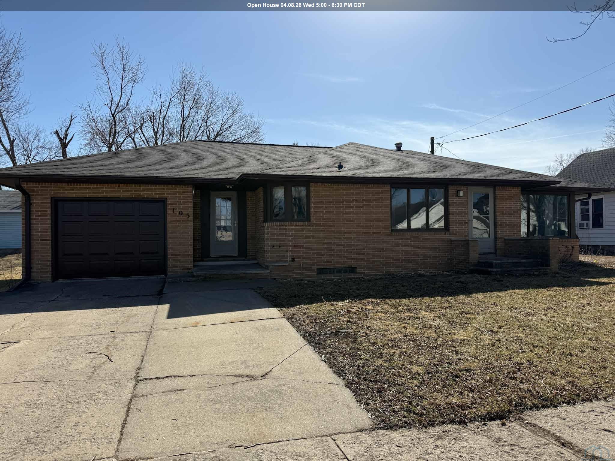 105 4th Ave S, Hospers, IA 51238 