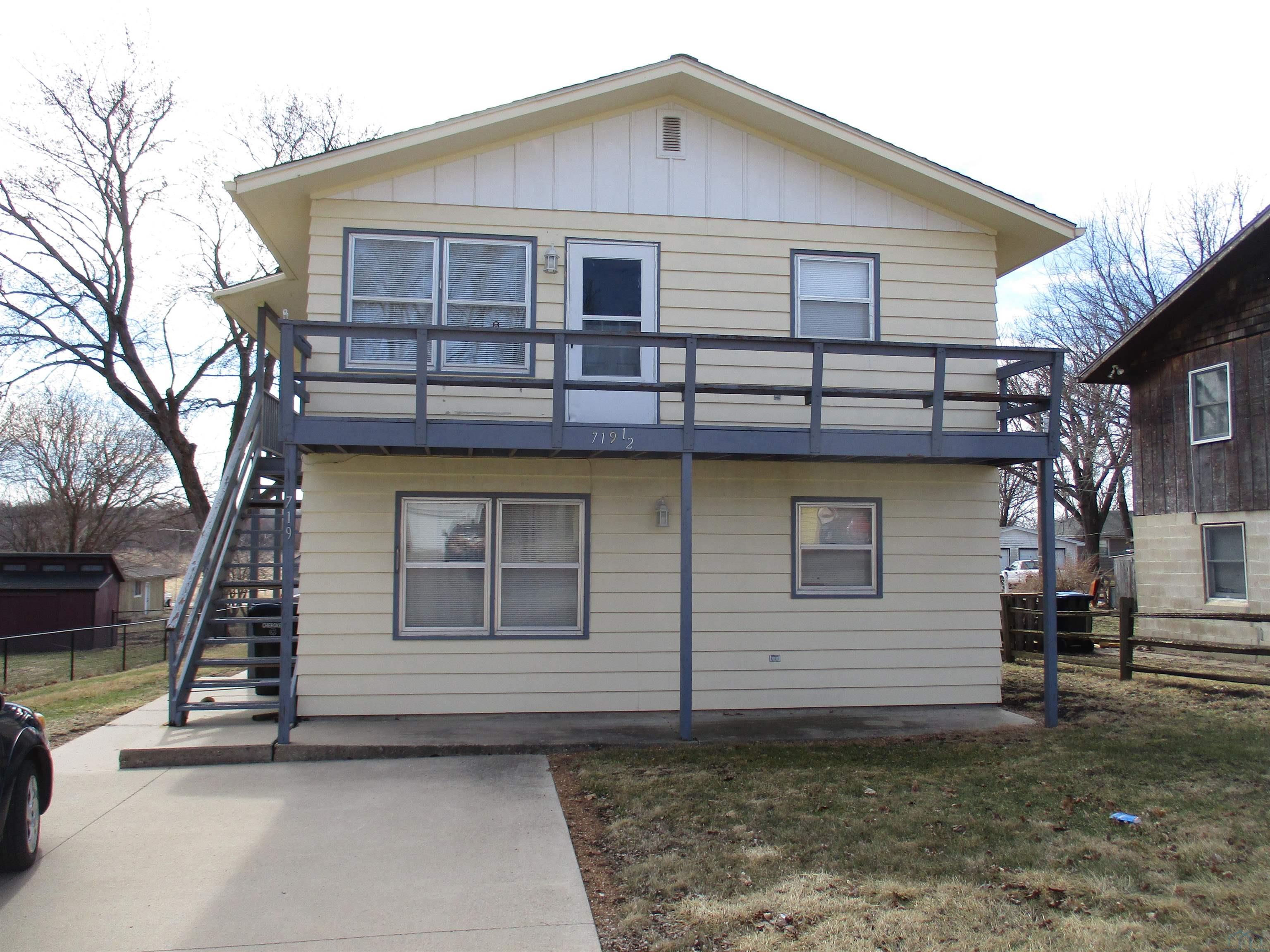 719 Bluff Street E, Cherokee, IA 51012 