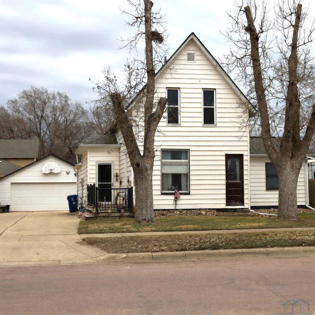 304 Marshall S, Rock Rapids, IA 51246 