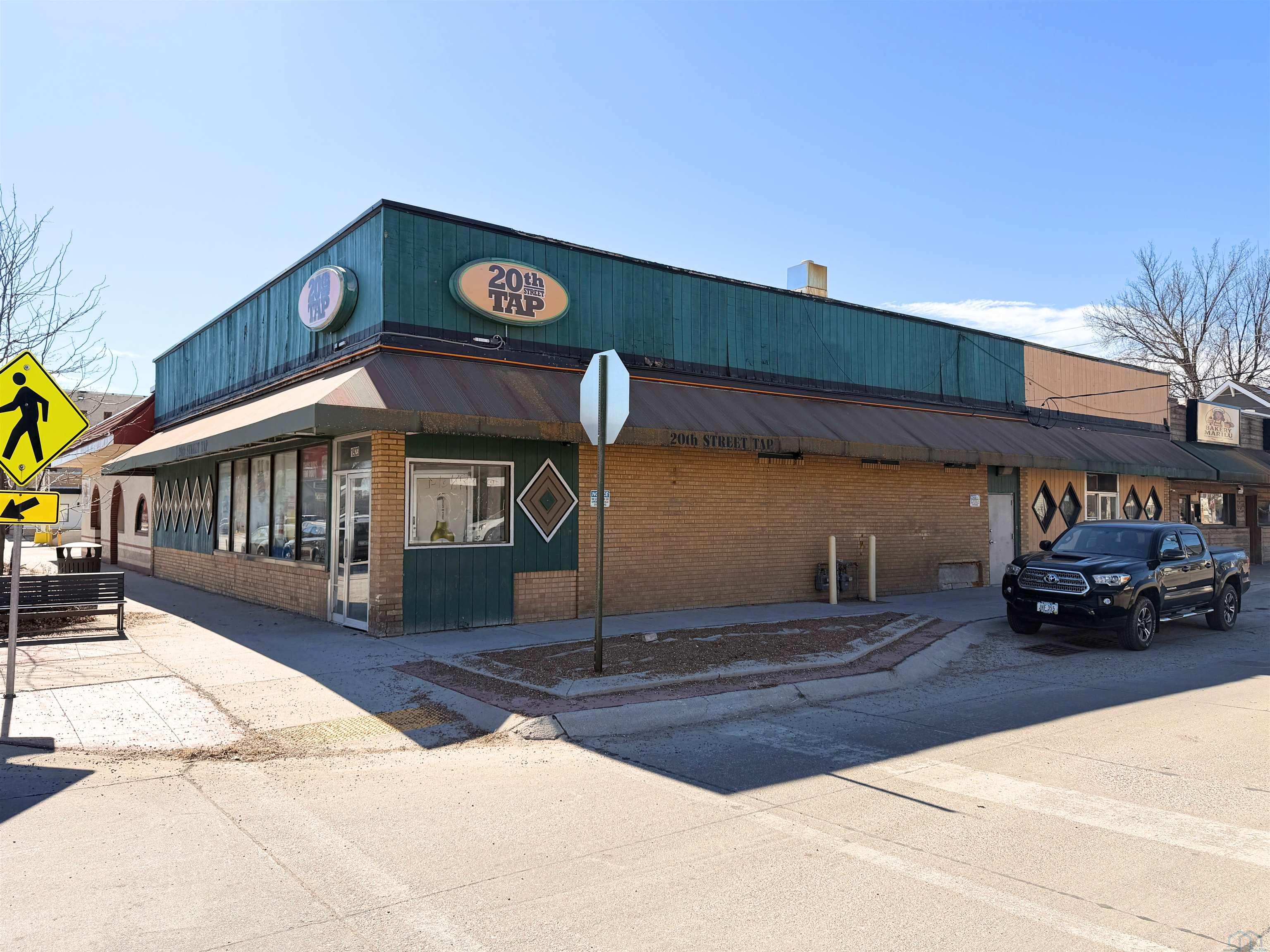 1923 Pierce Street, Sioux City, IA 51104 