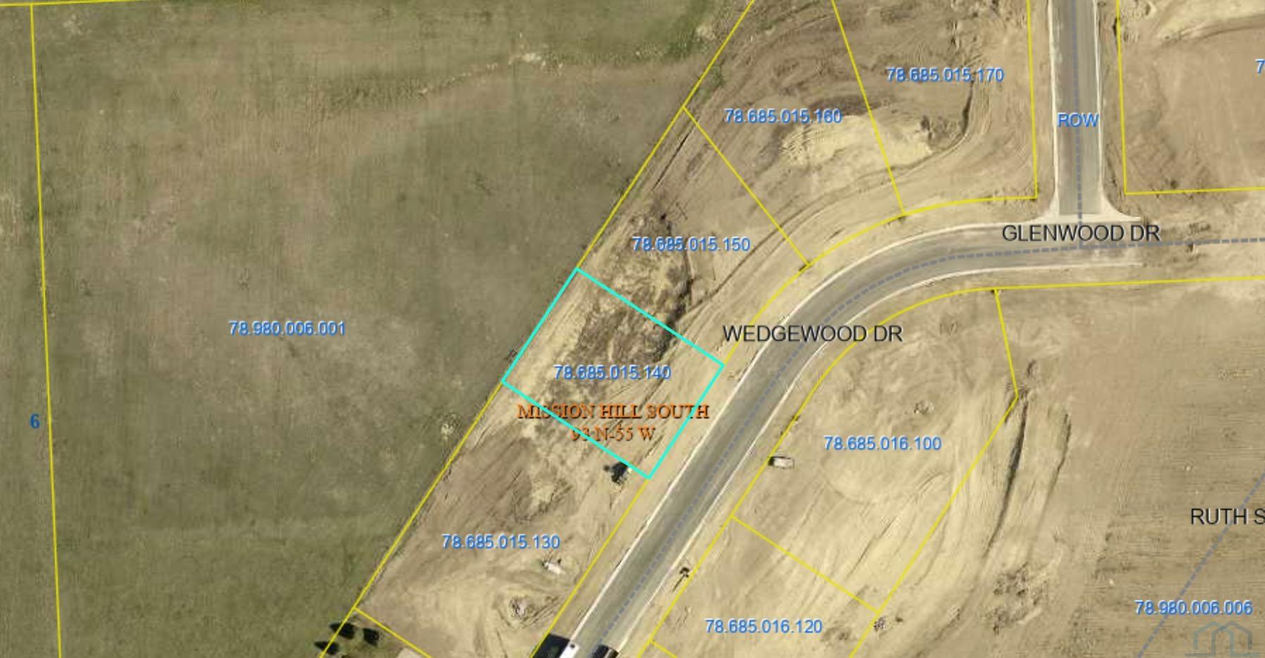 3003 Wedgewood Drive, Yankton, SD 57078 