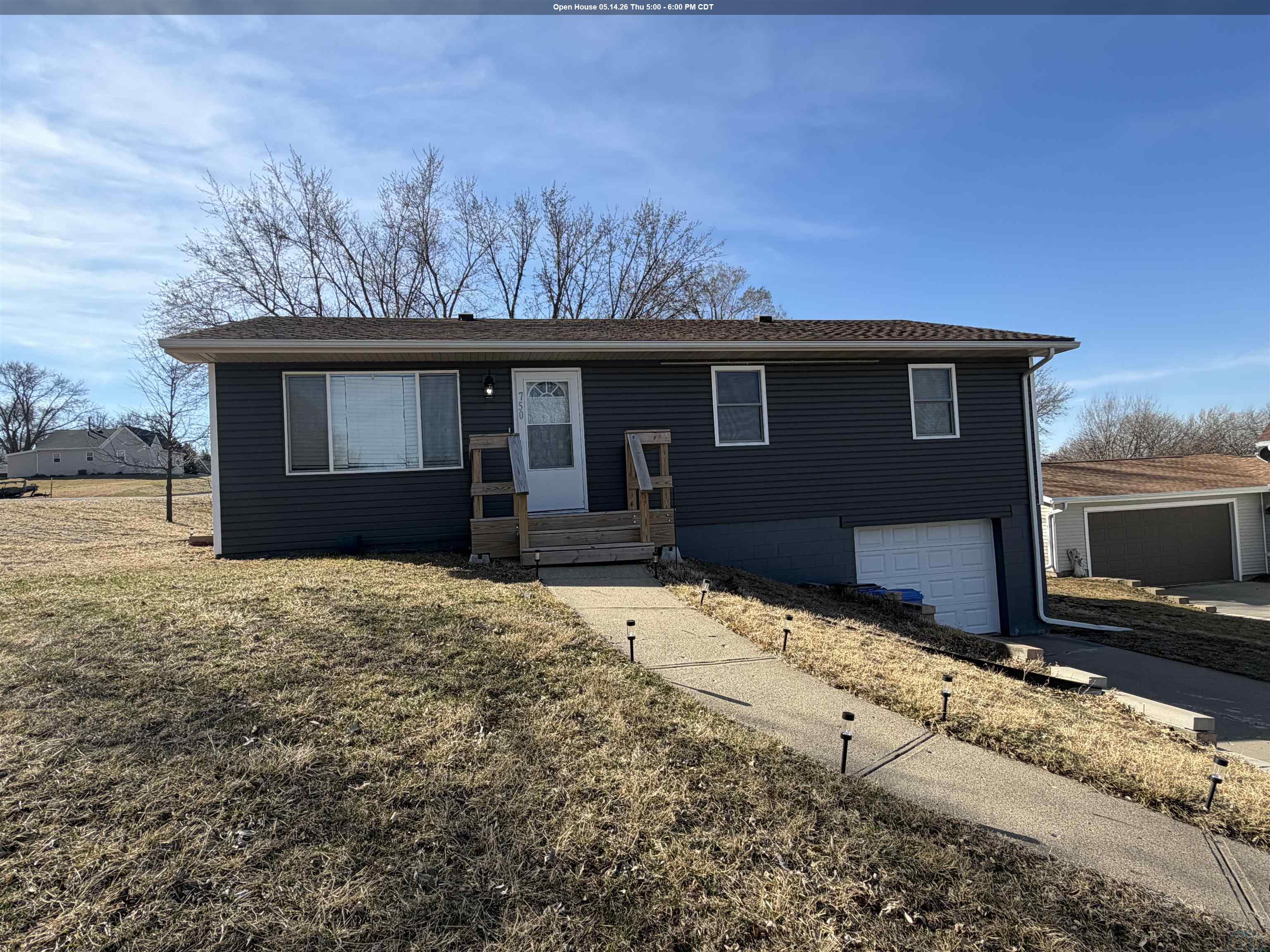 750 Main St, Akron, IA 51001 