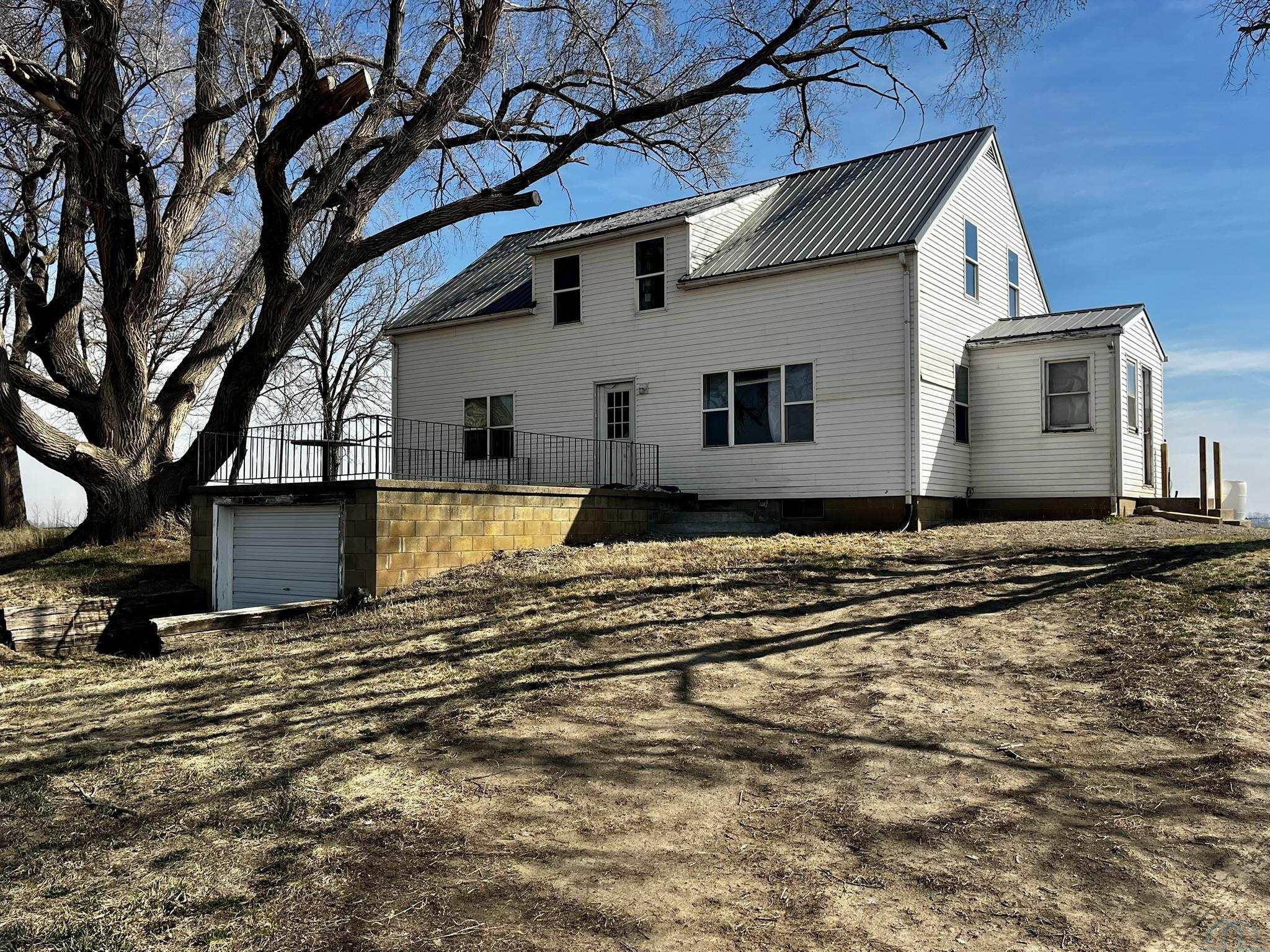 33332 480 Ave, Jefferson, SD 57038 