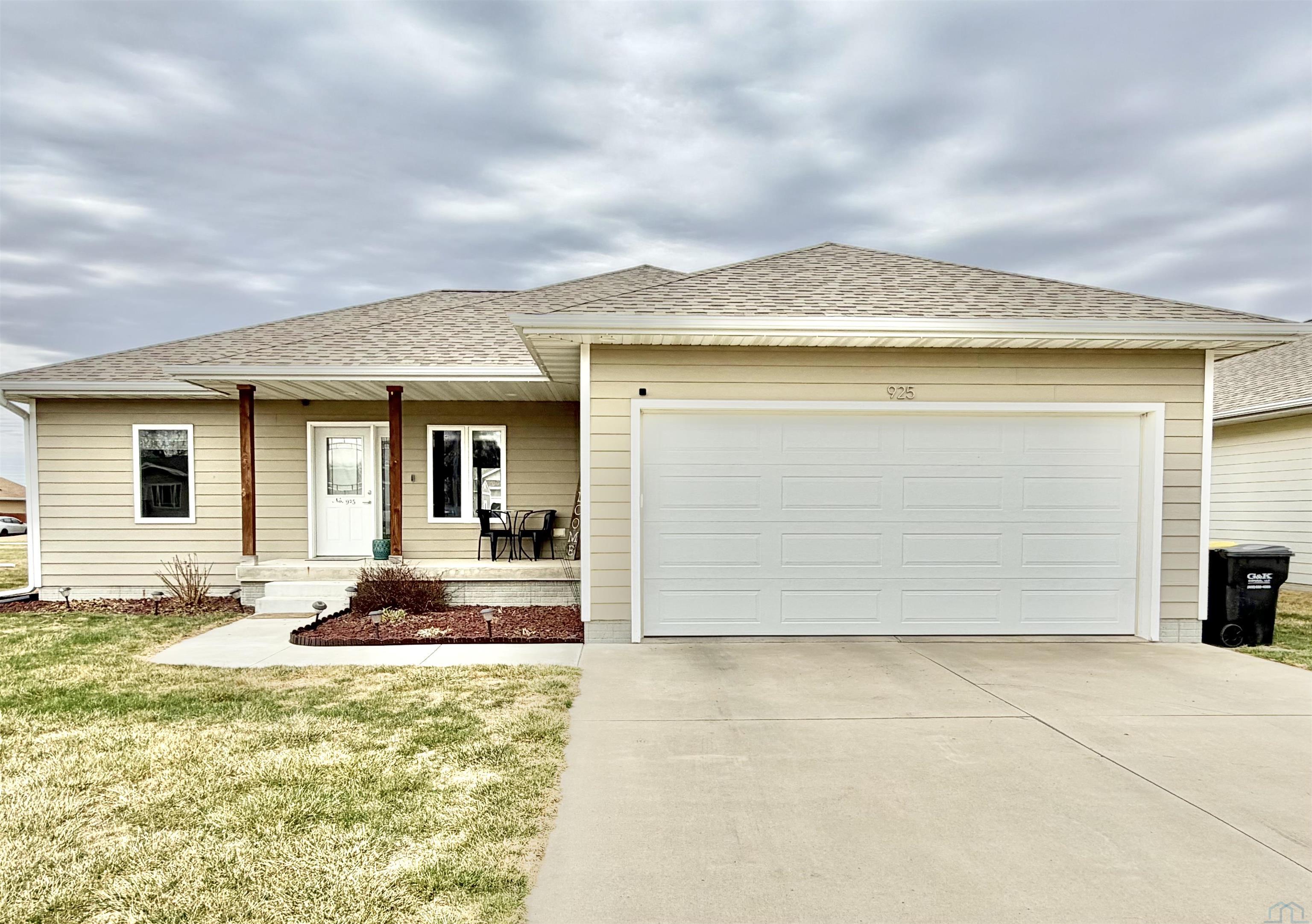 925 Campbell St, No. Sioux City, SD 57049 