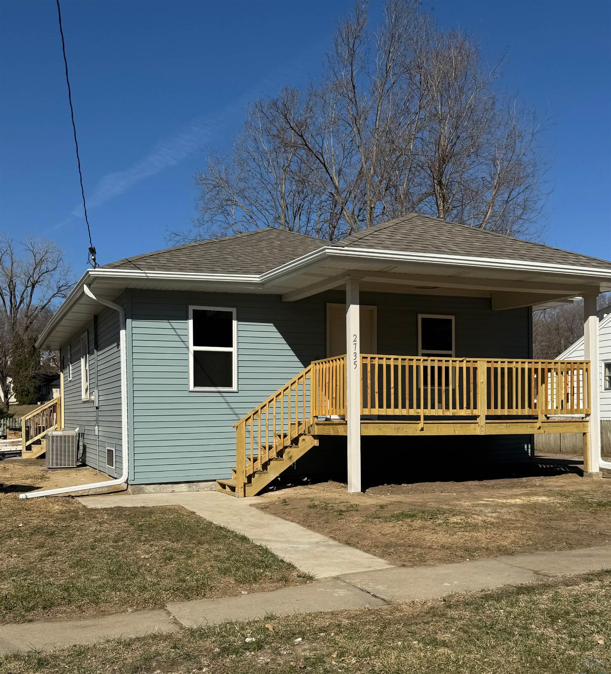 2735 PROSPECT ST, Sioux City, IA 51104 