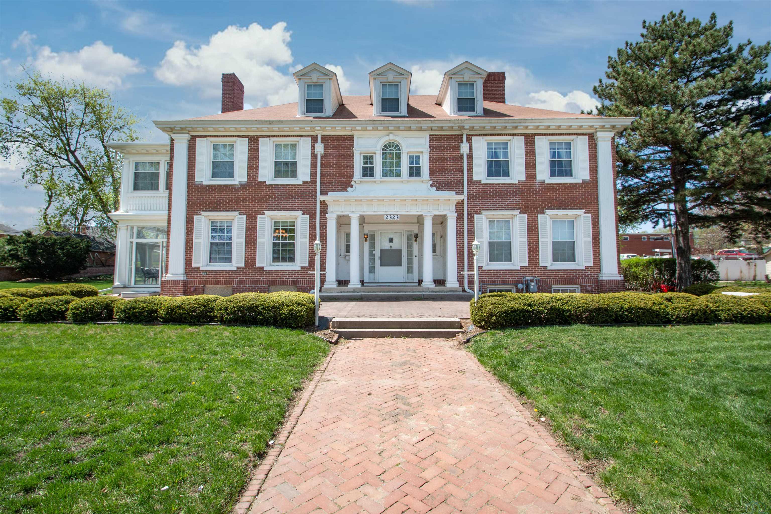 2323 Nebraska Street, Sioux City, IA 51104 