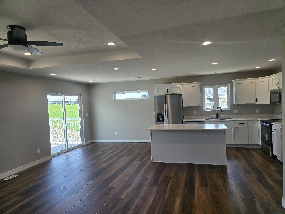 MLS #832300