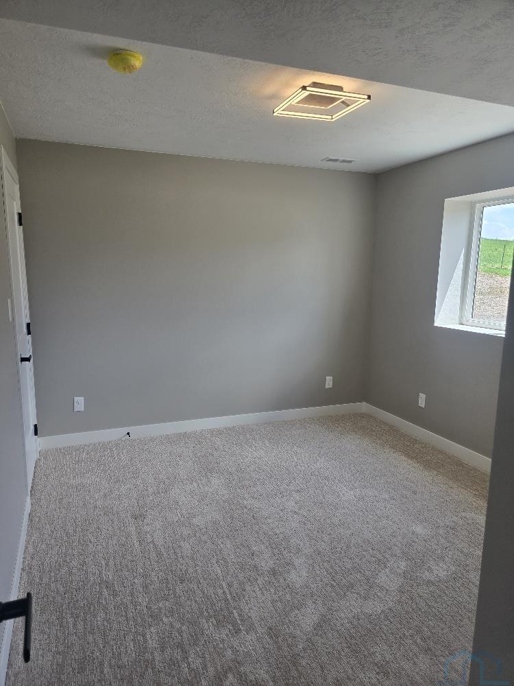 MLS #832300