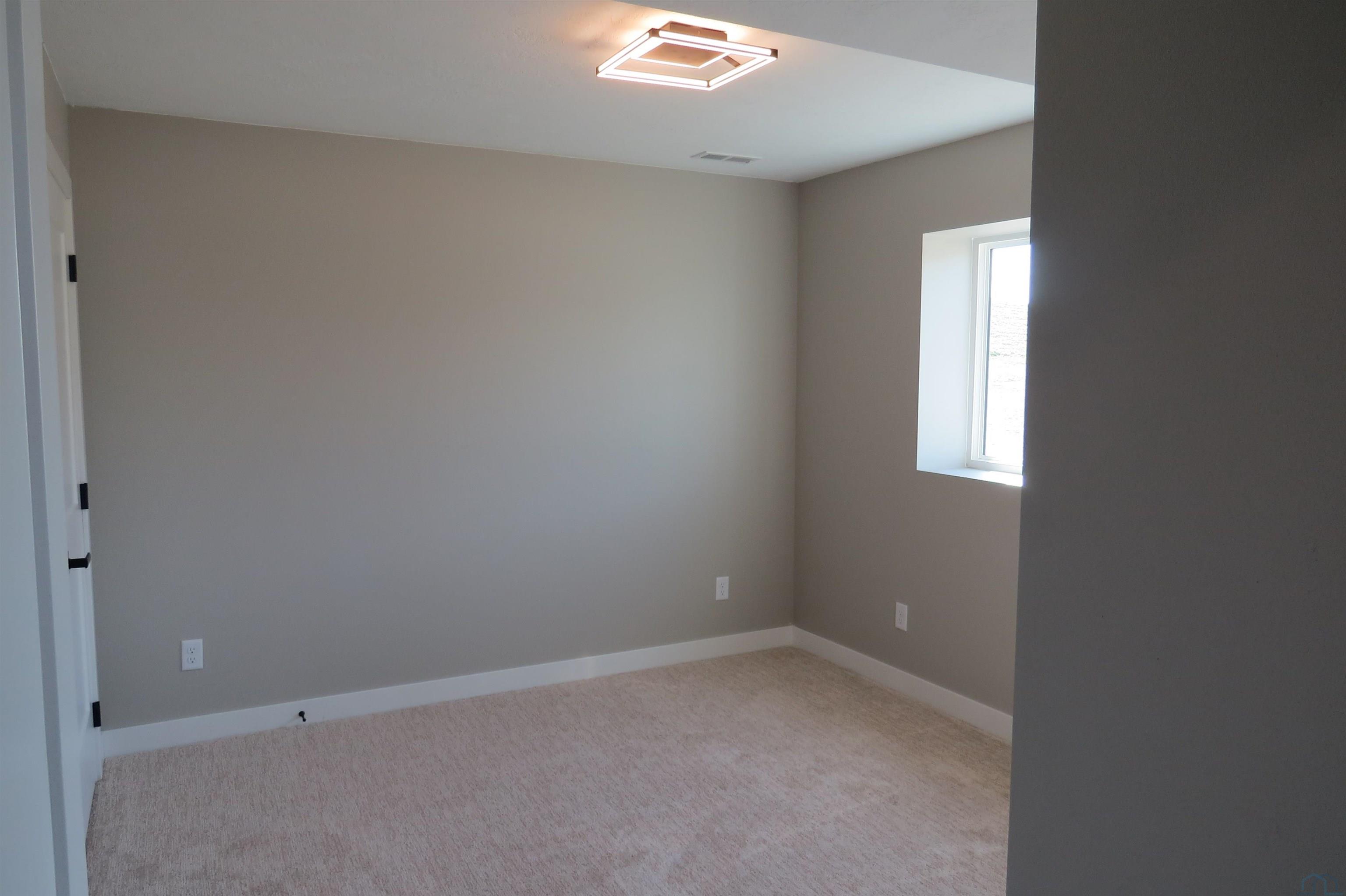 MLS #832300