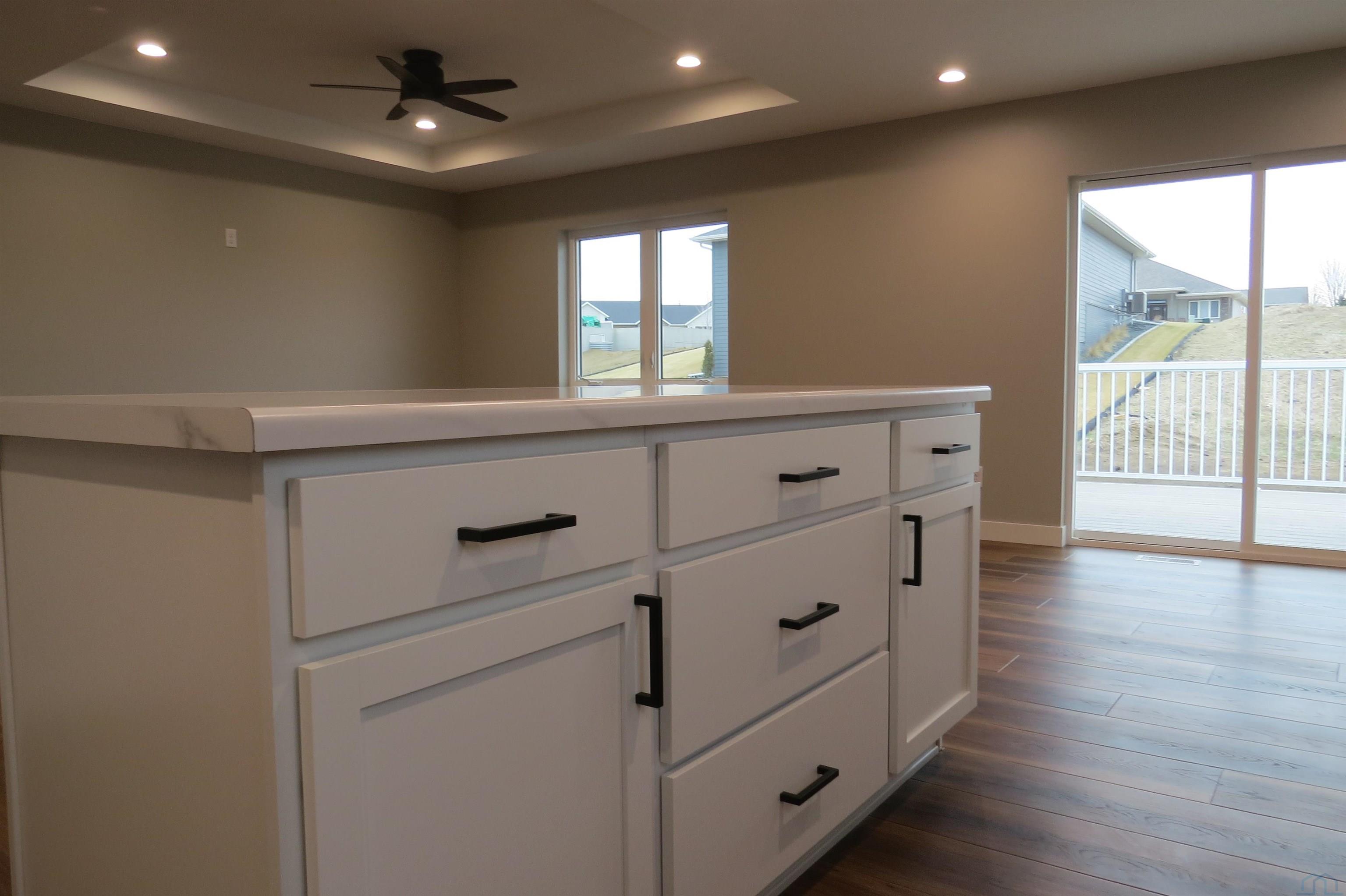 MLS #832300