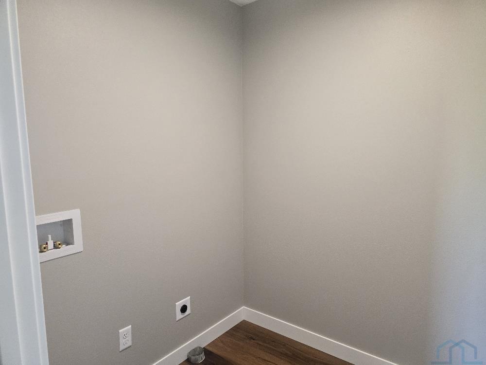 MLS #832300