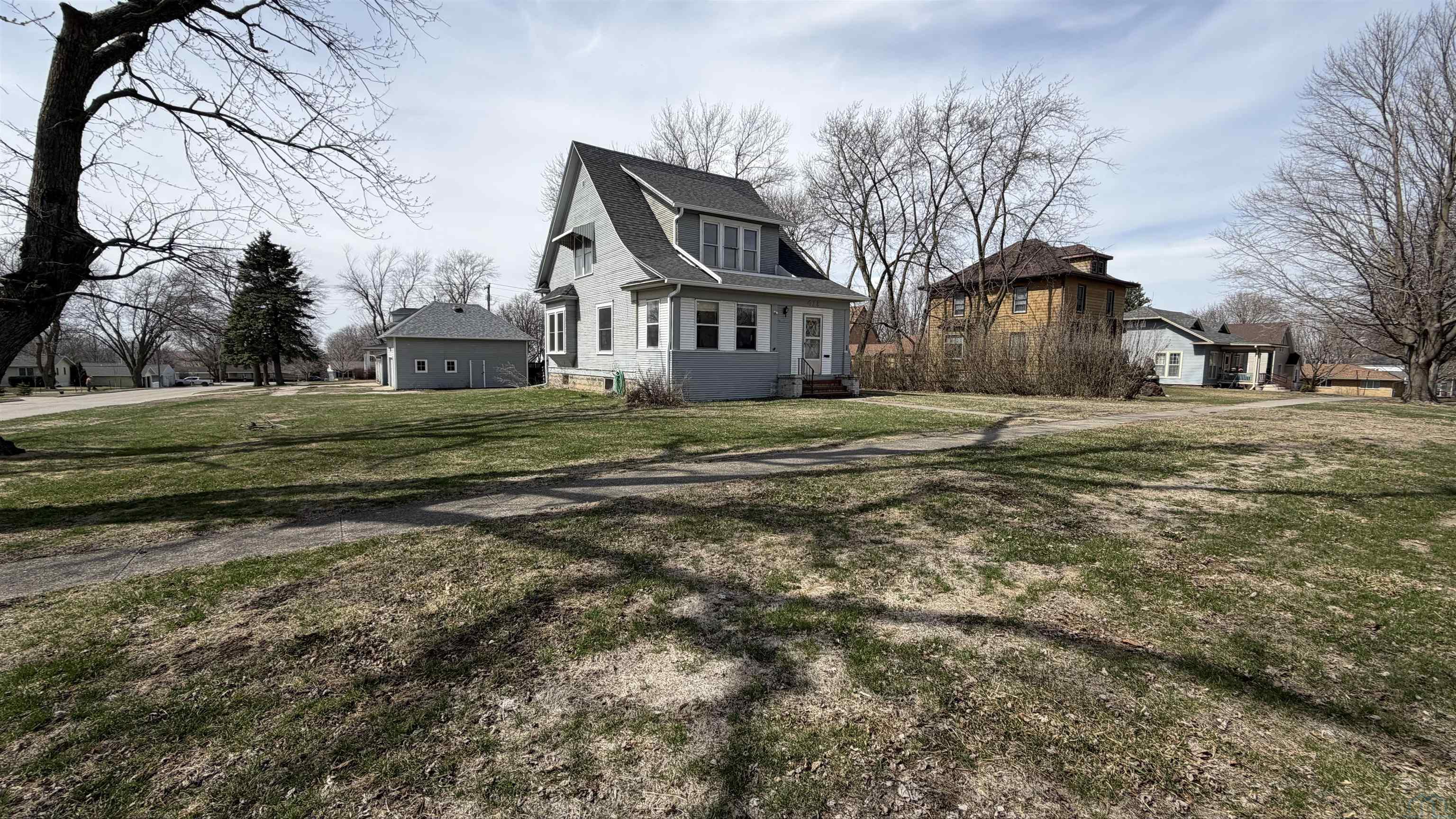 418 PETERSON ST, Alta, IA 51002 