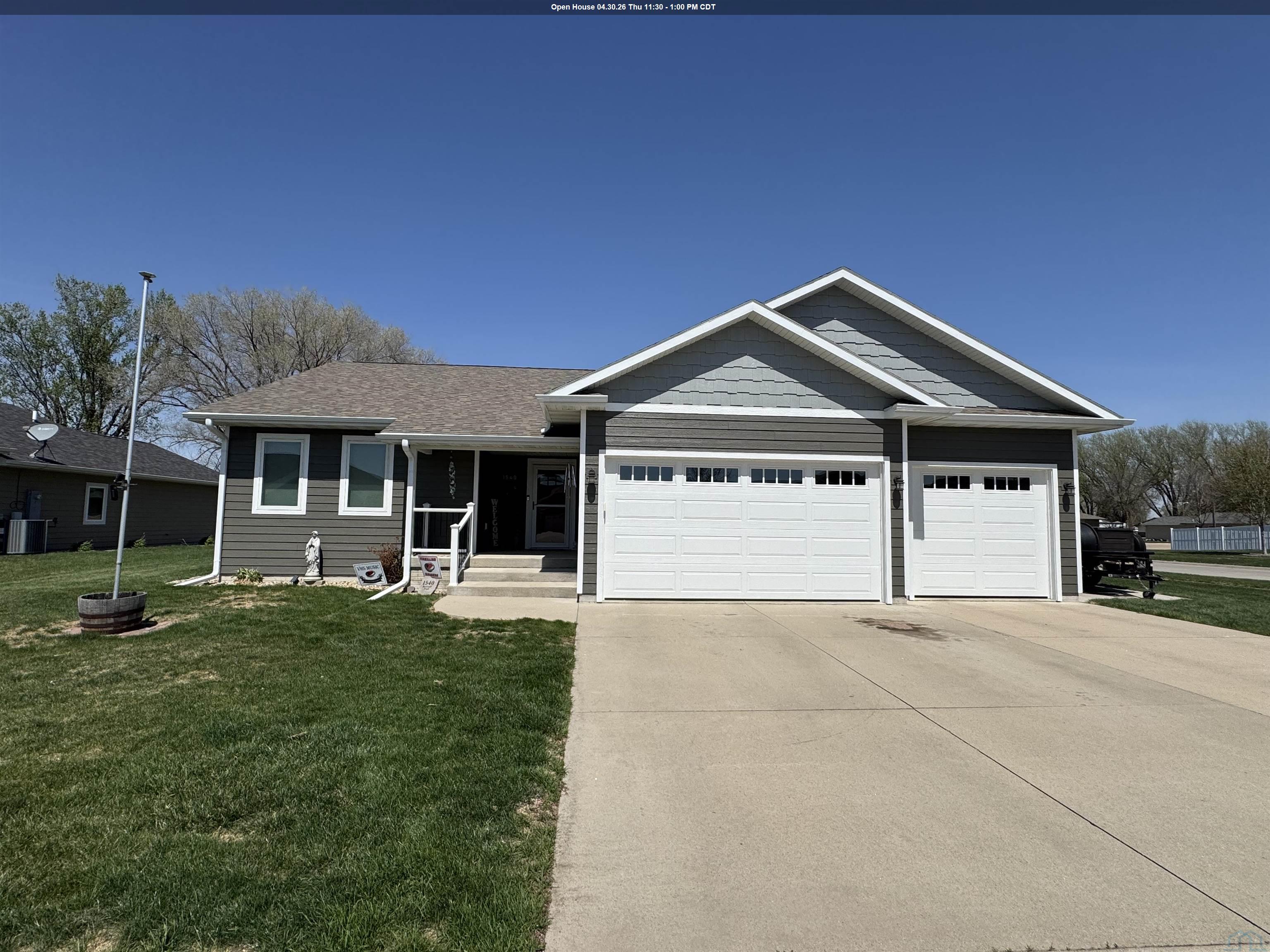 1540 Rockwell Trail, Vermillion, SD 57069 
