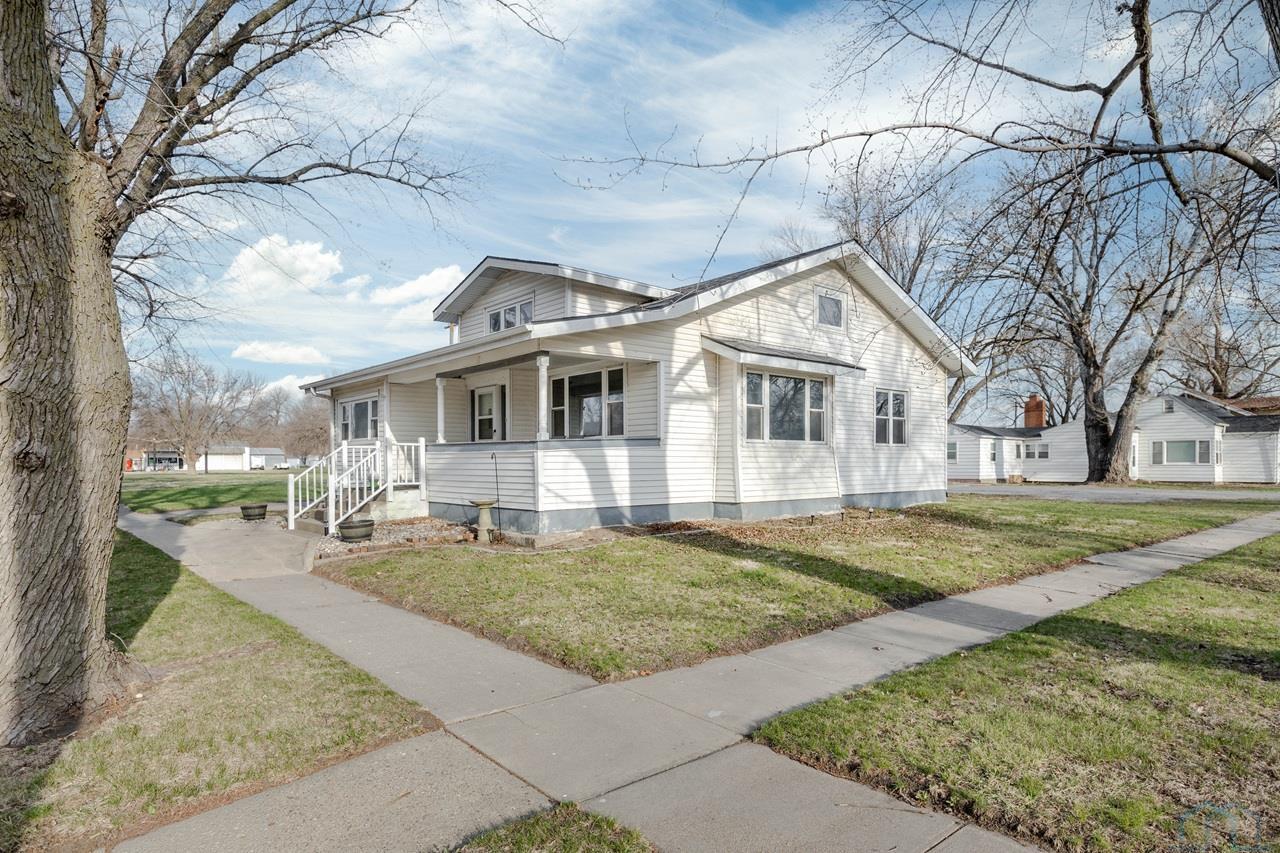 900 Cameo Street, Onawa, IA 51040 