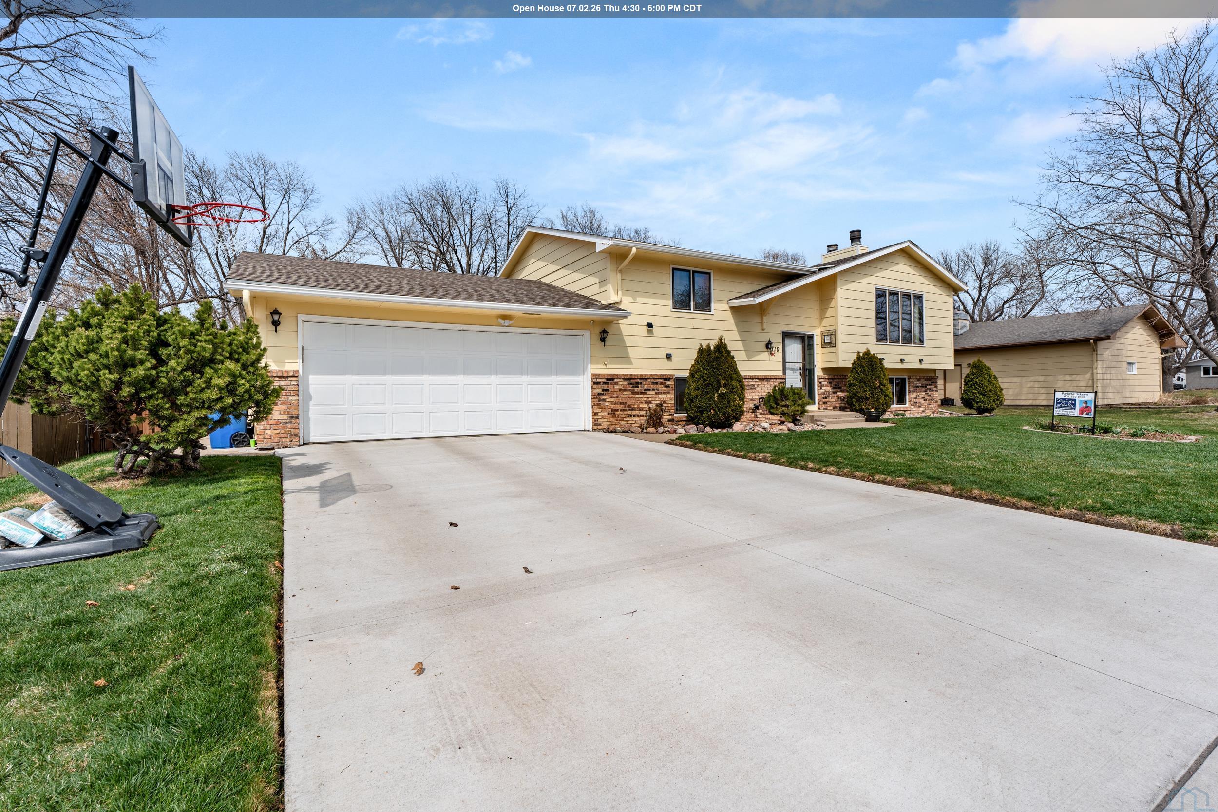 710 Sharpe, Vermillion, SD 57069 