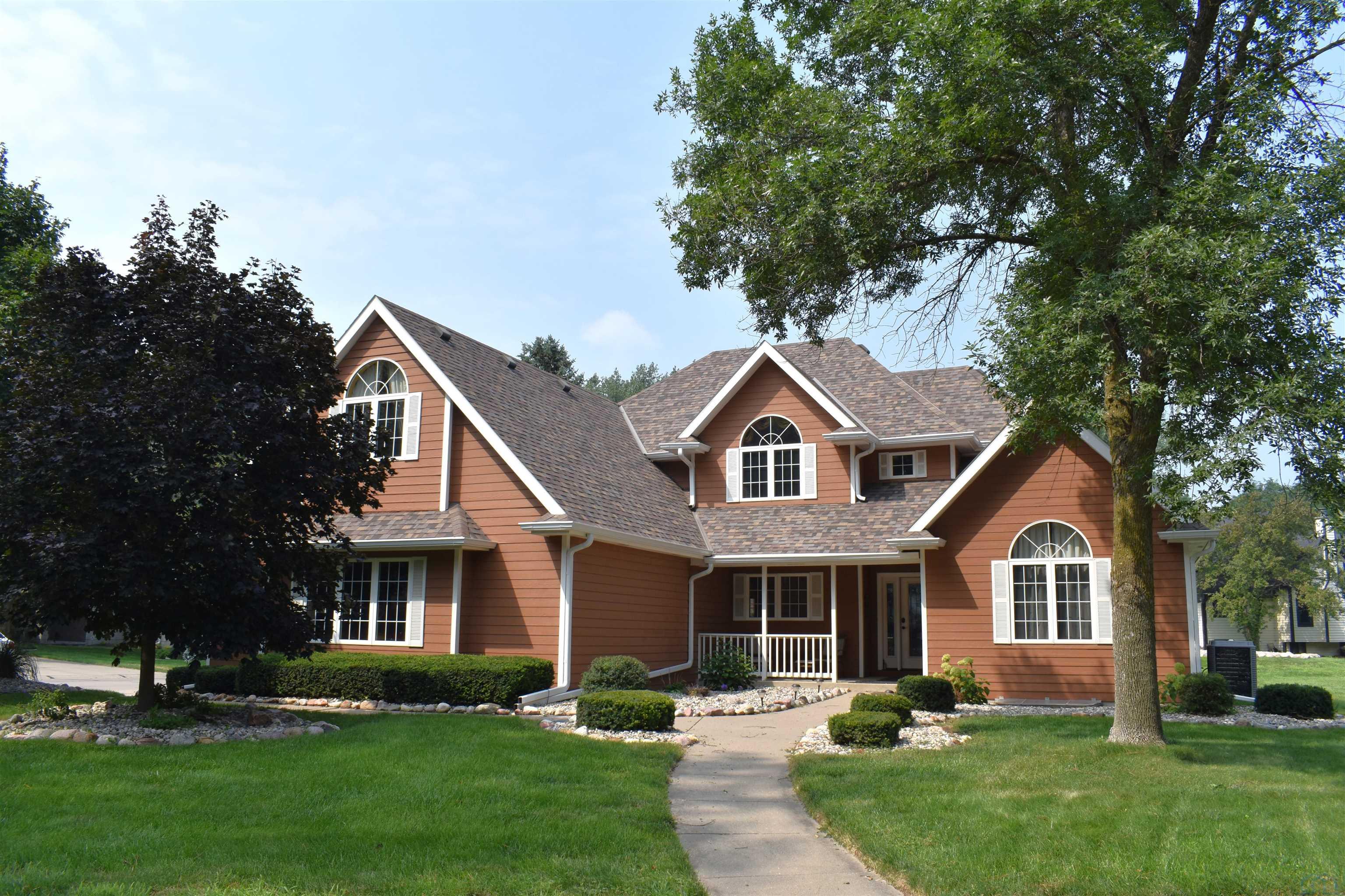 445 Royal Troon N, Dakota Dunes, SD 57049 