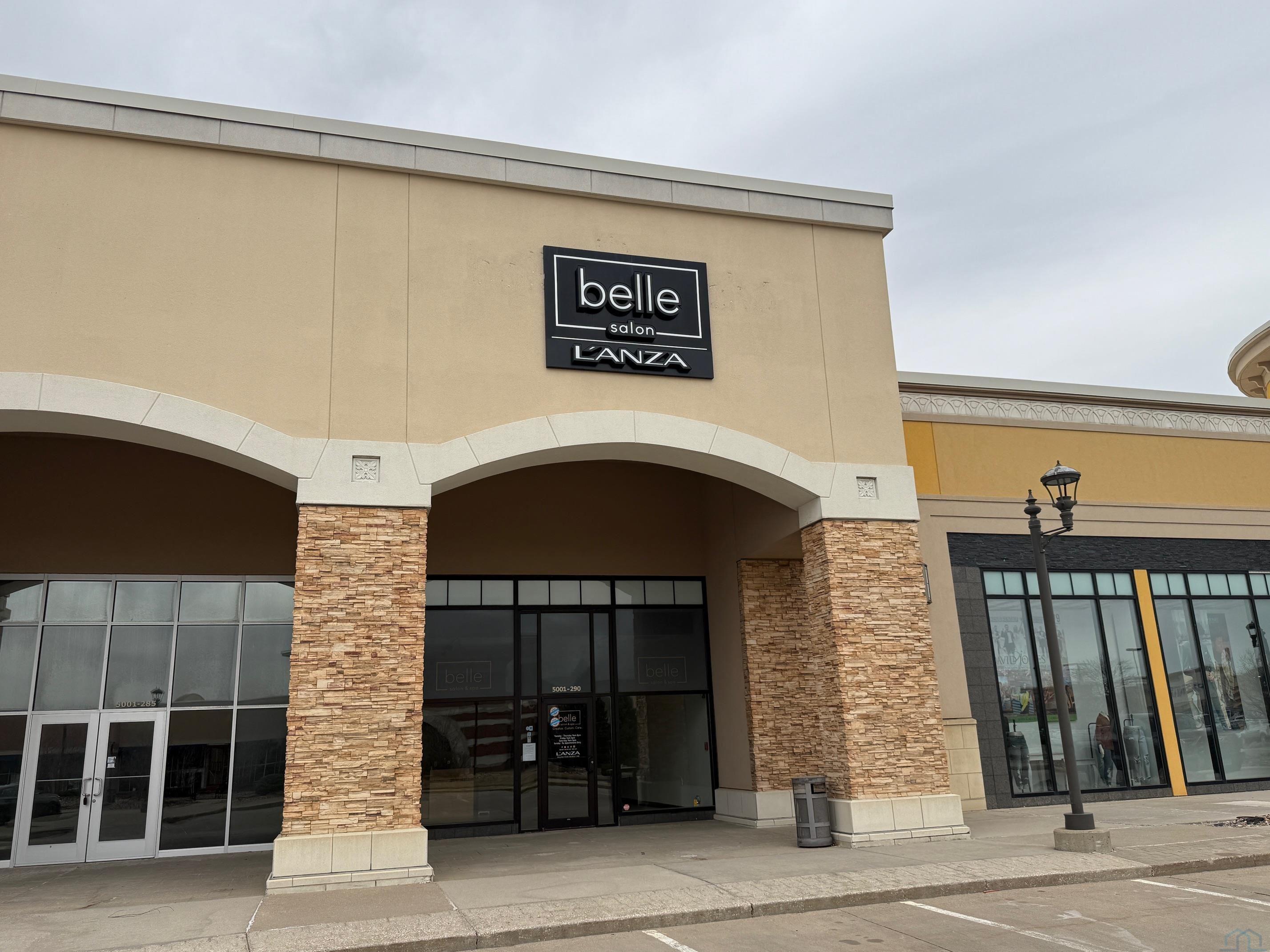 5001 Sergeant Rd #290, Sioux City, IA 51106 