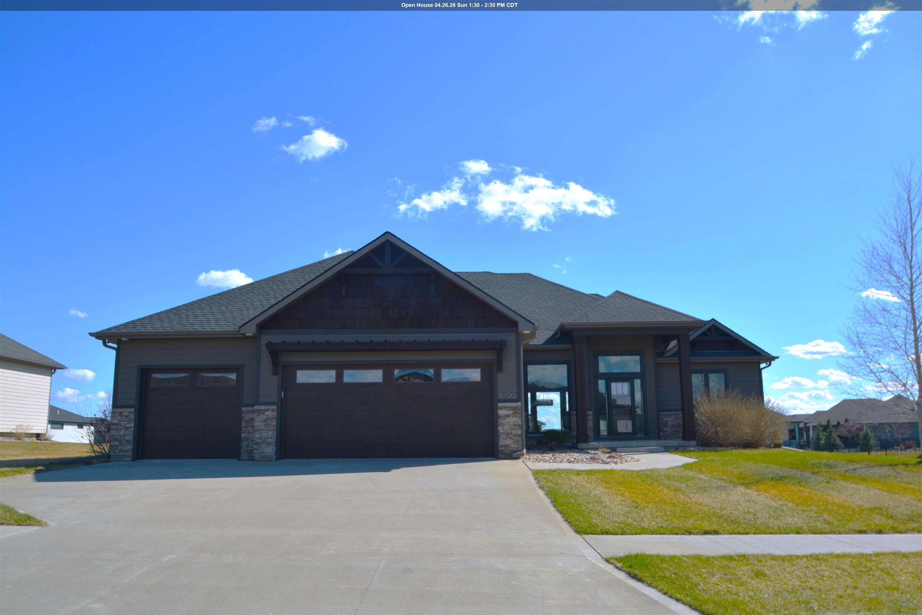 6720 Prairie View Court, Sioux City, IA 51106 
