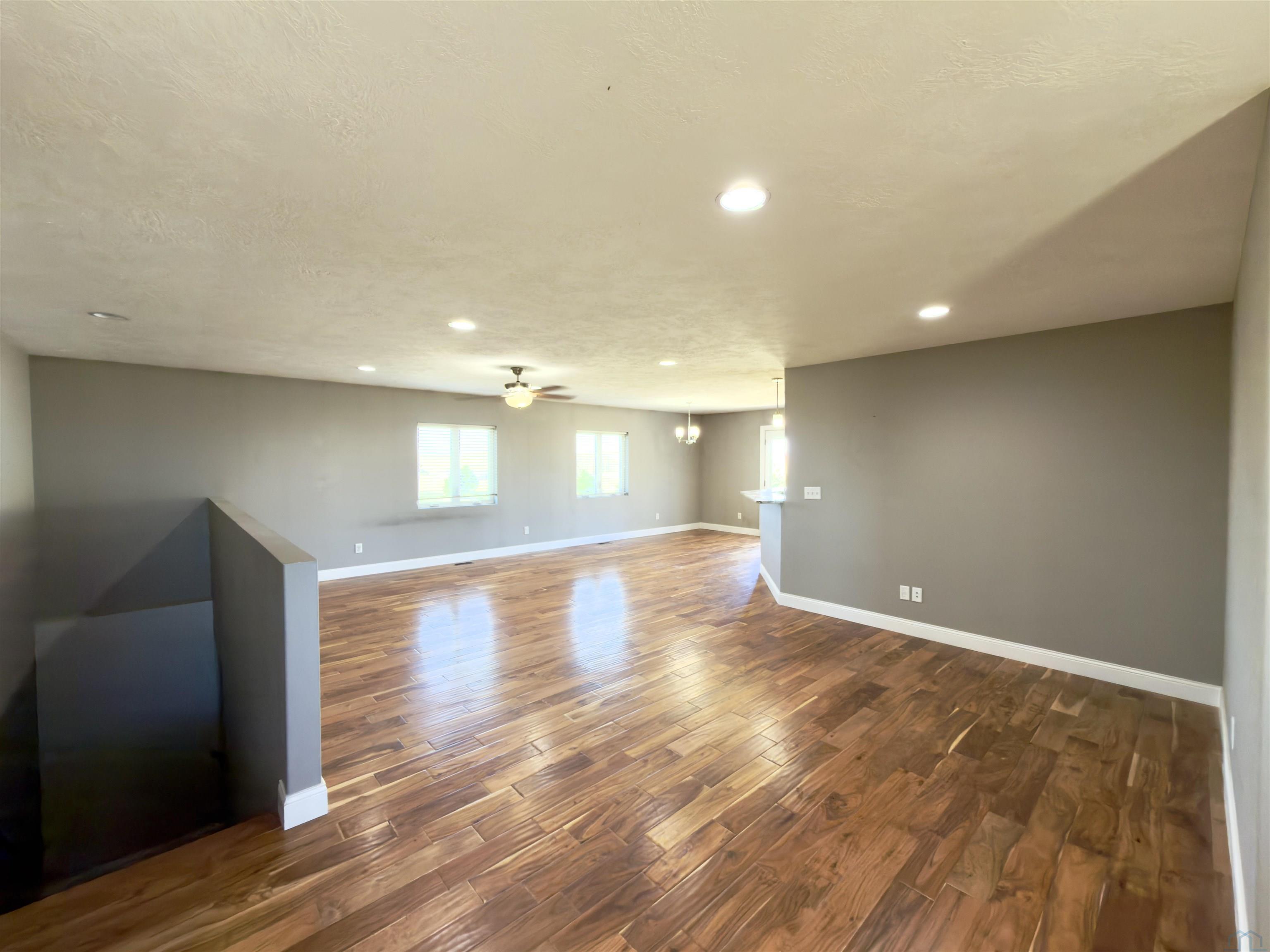 MLS #832358