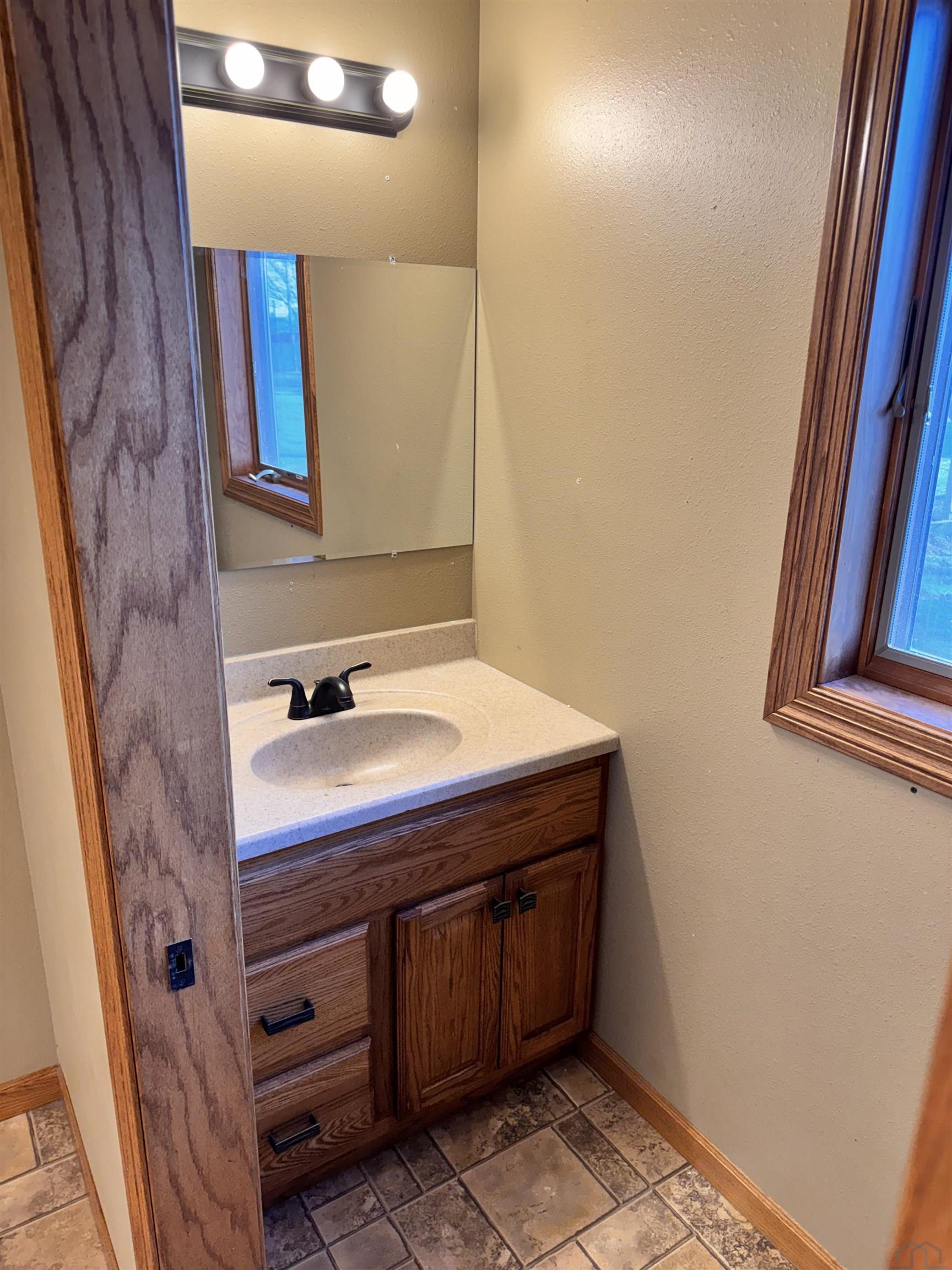 MLS #832366