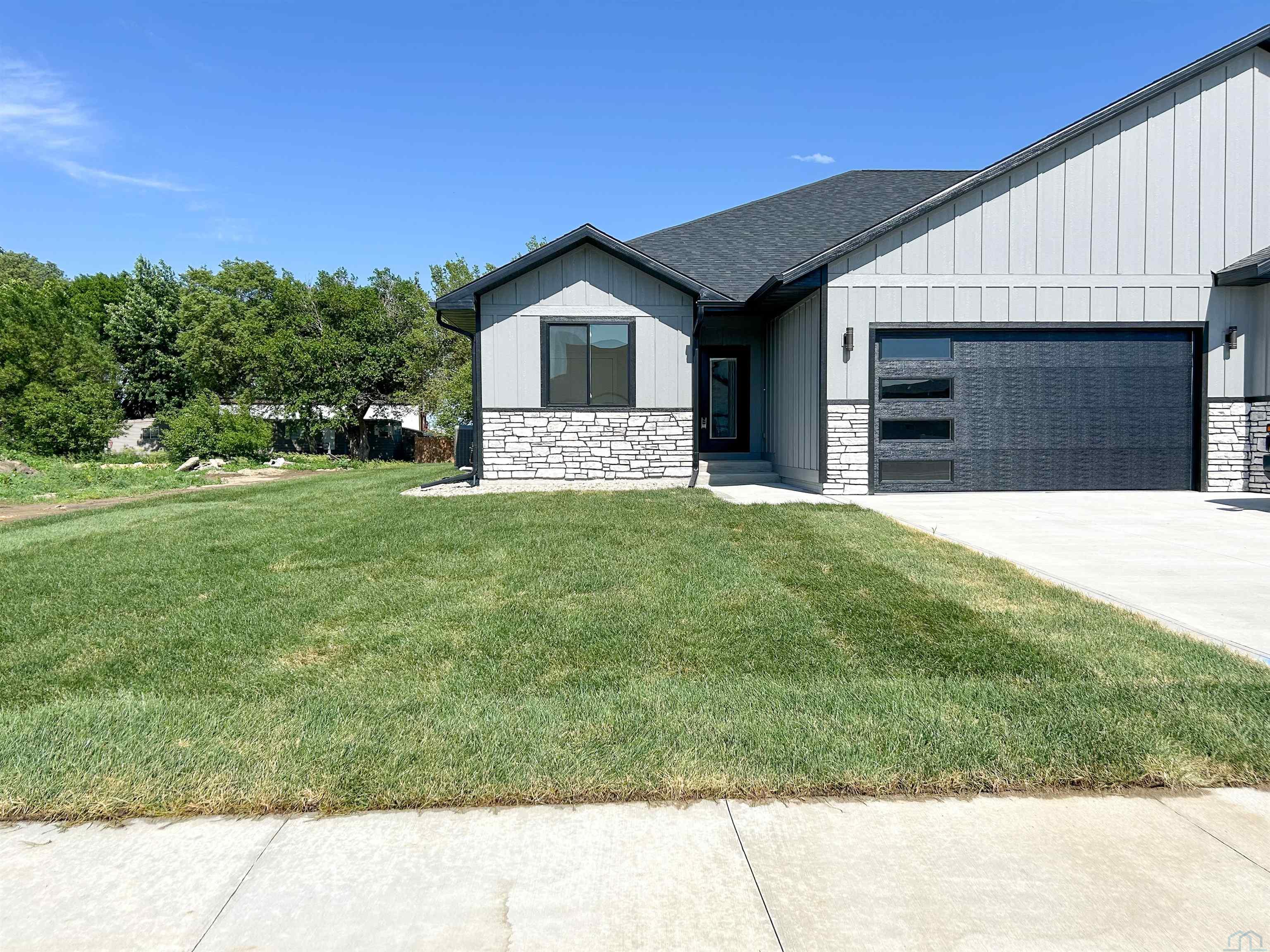 3302 Cider Mill, South Sioux City, NE 68776 
