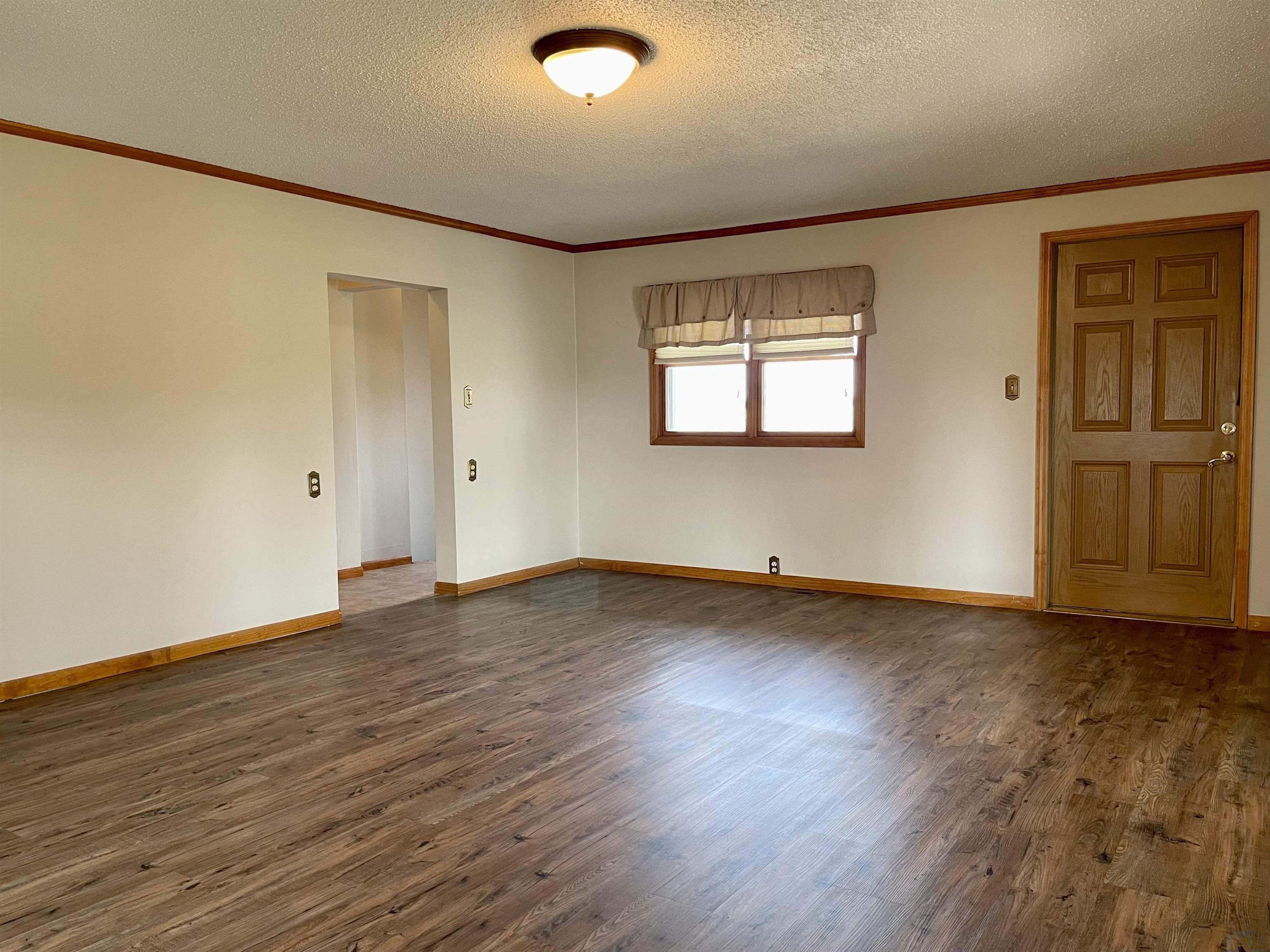 MLS #832386