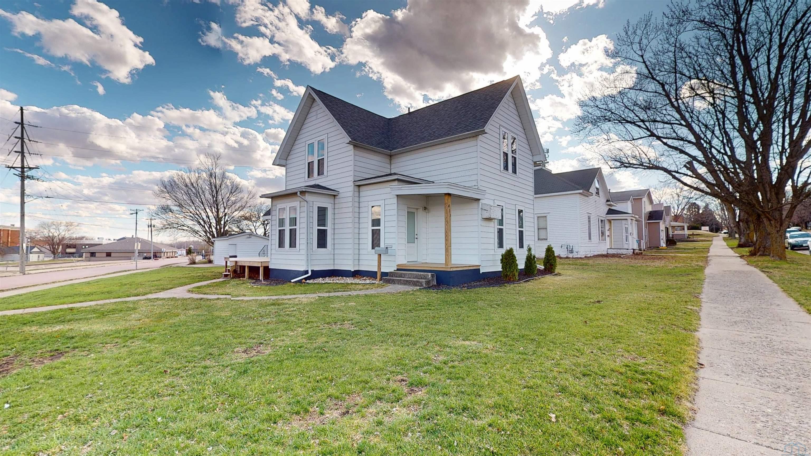 413 W CEDAR ST