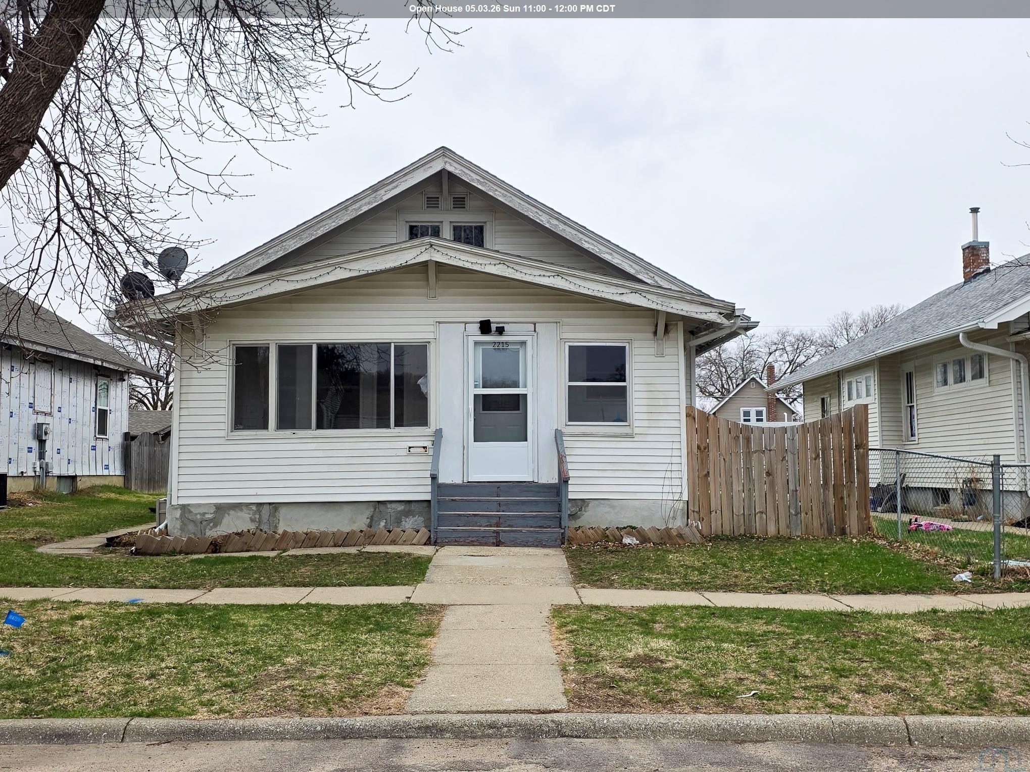 2215 Boies St, Sioux City, IA 51109 
