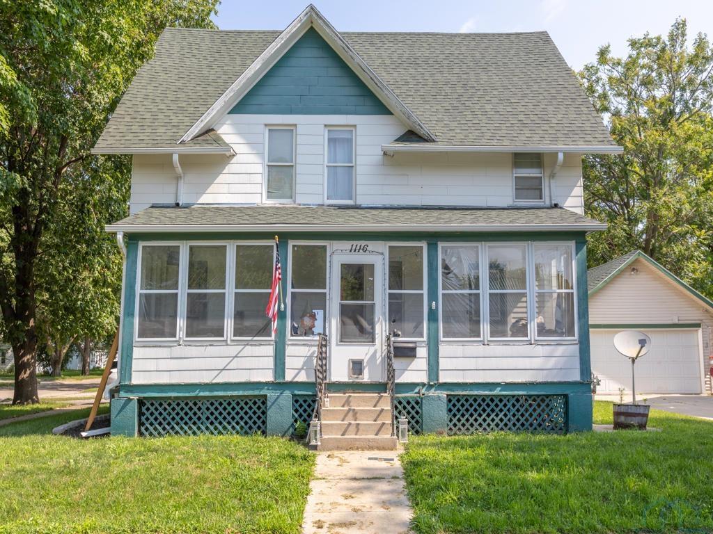 1116 Pearl Street, Onawa, IA 51040 