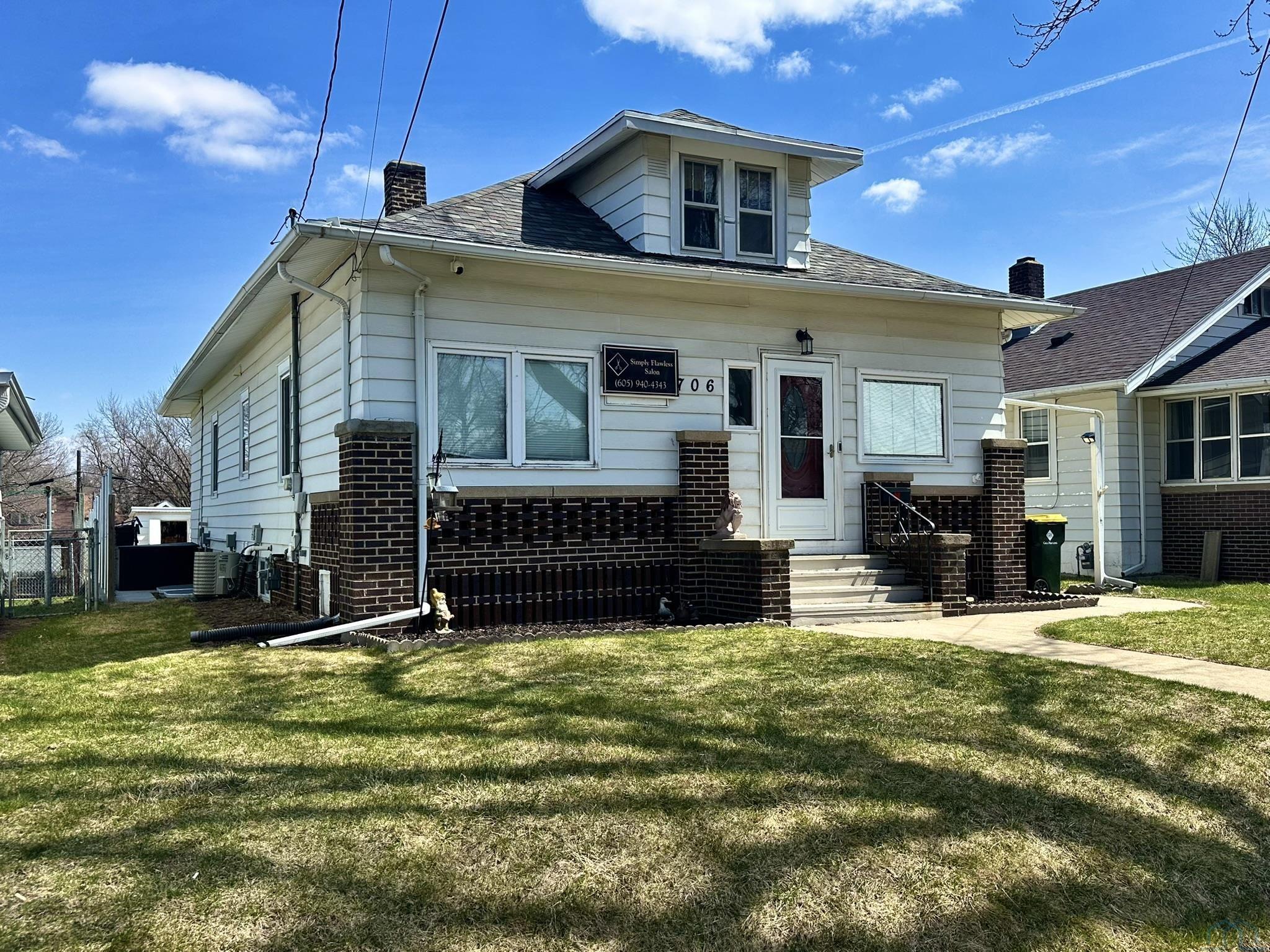 706 IRENE ST S, Sioux City, IA 51106 