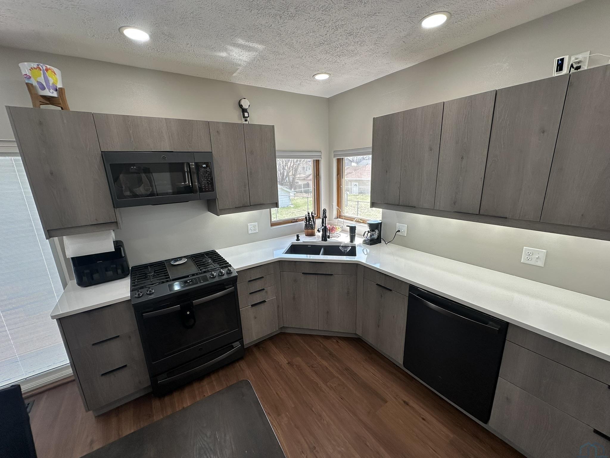 MLS #832426