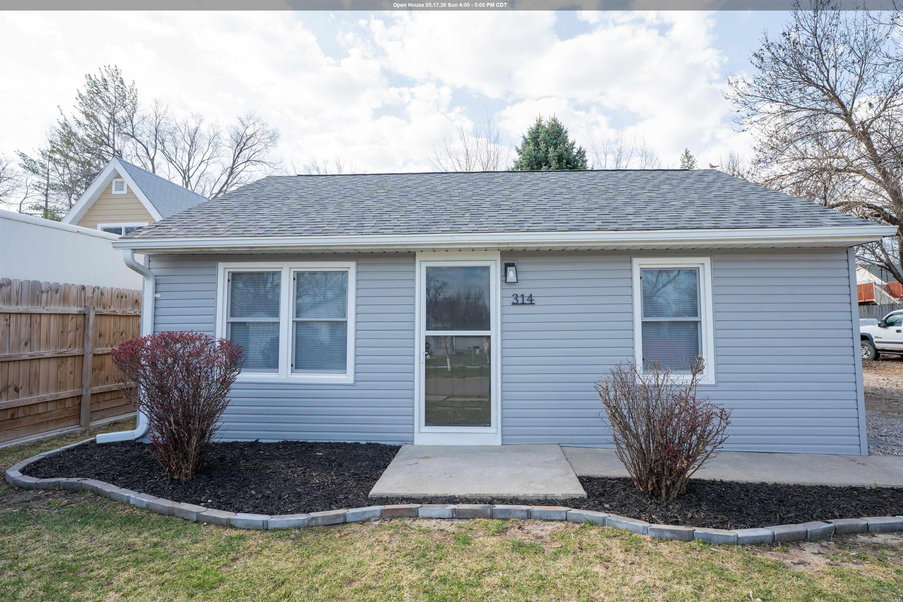 314 15th St E, South Sioux City, NE 68776 