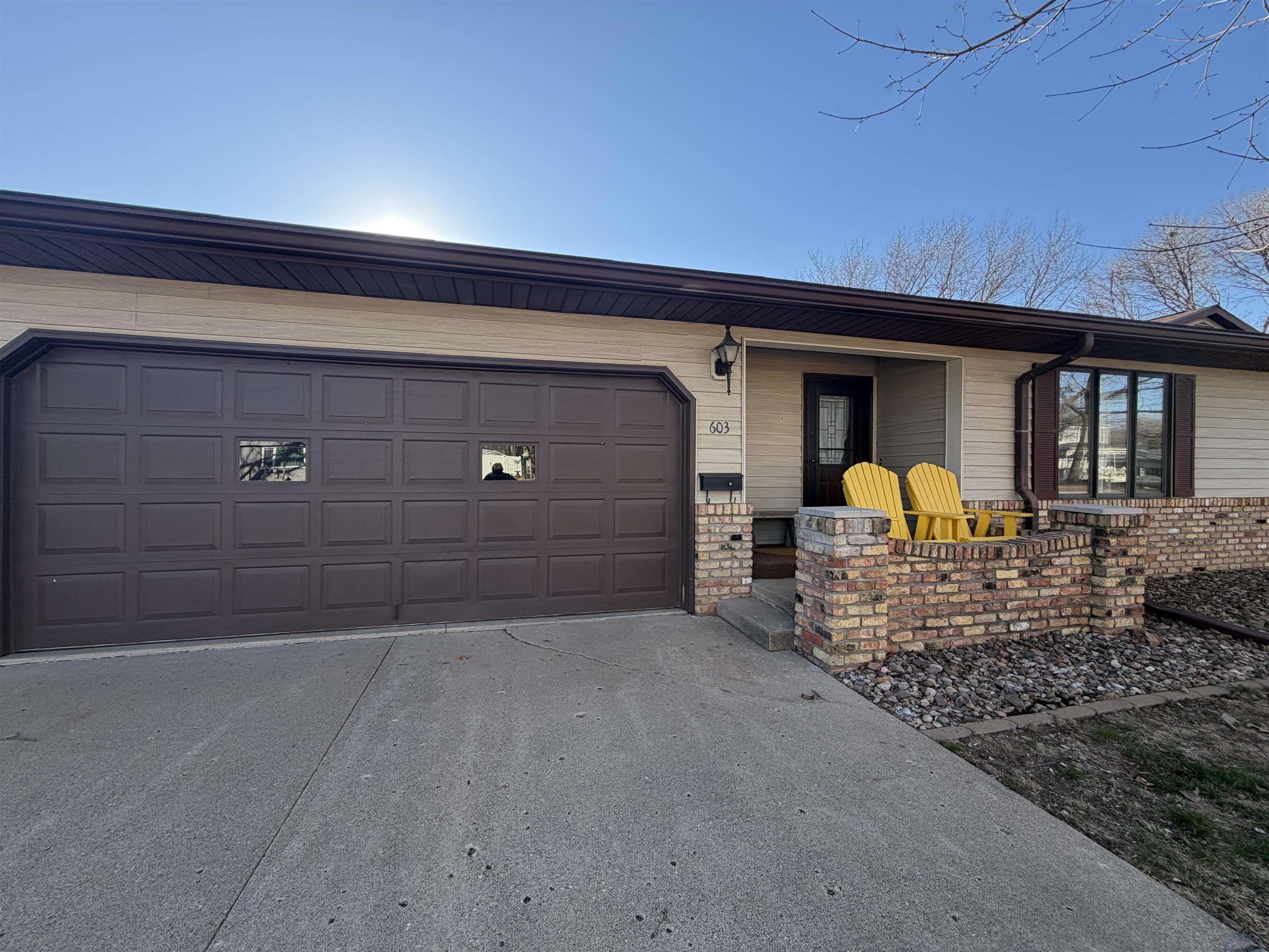 603 2nd Ave SE #2, LeMars, IA 51031 