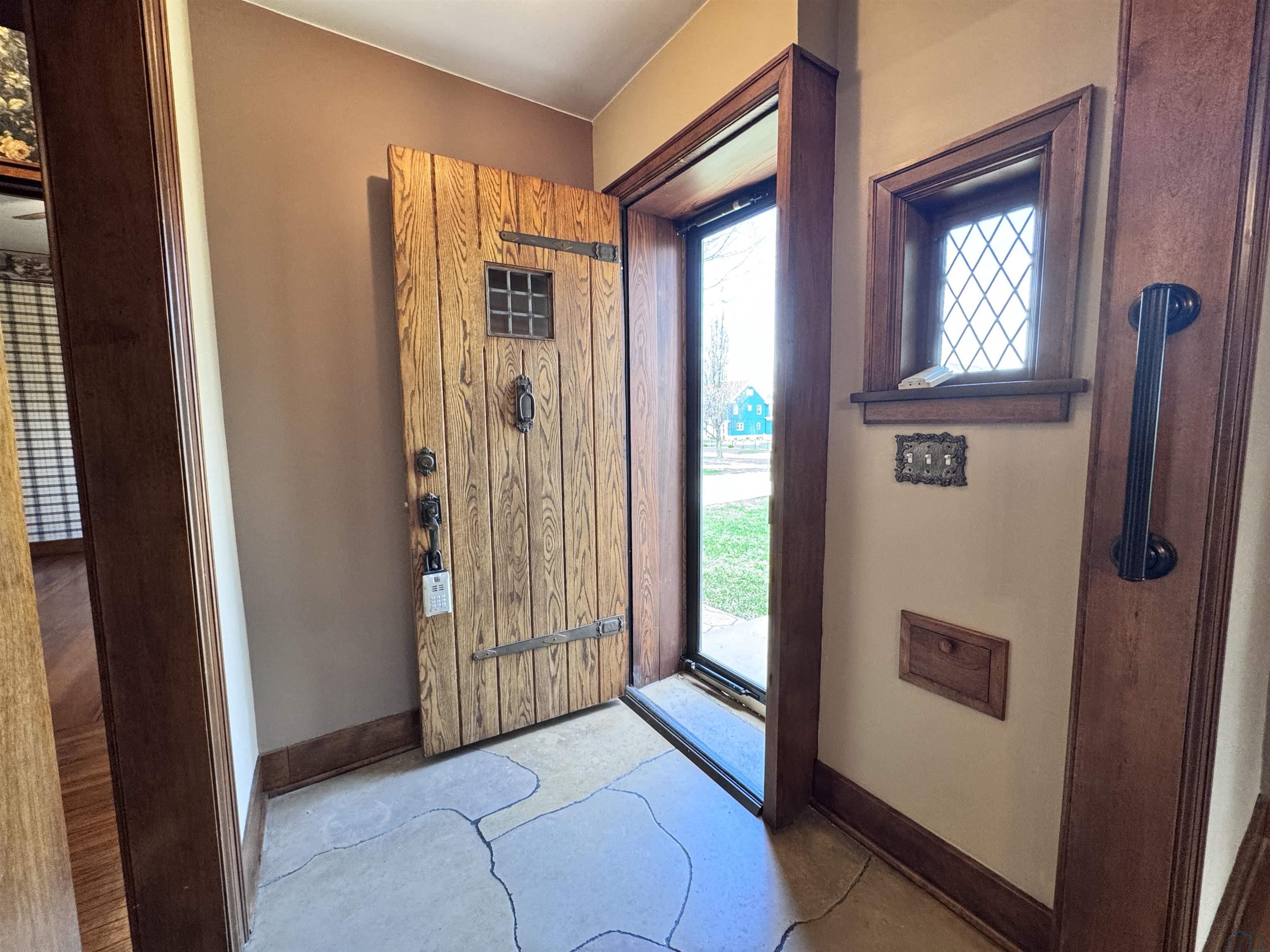 MLS #832440