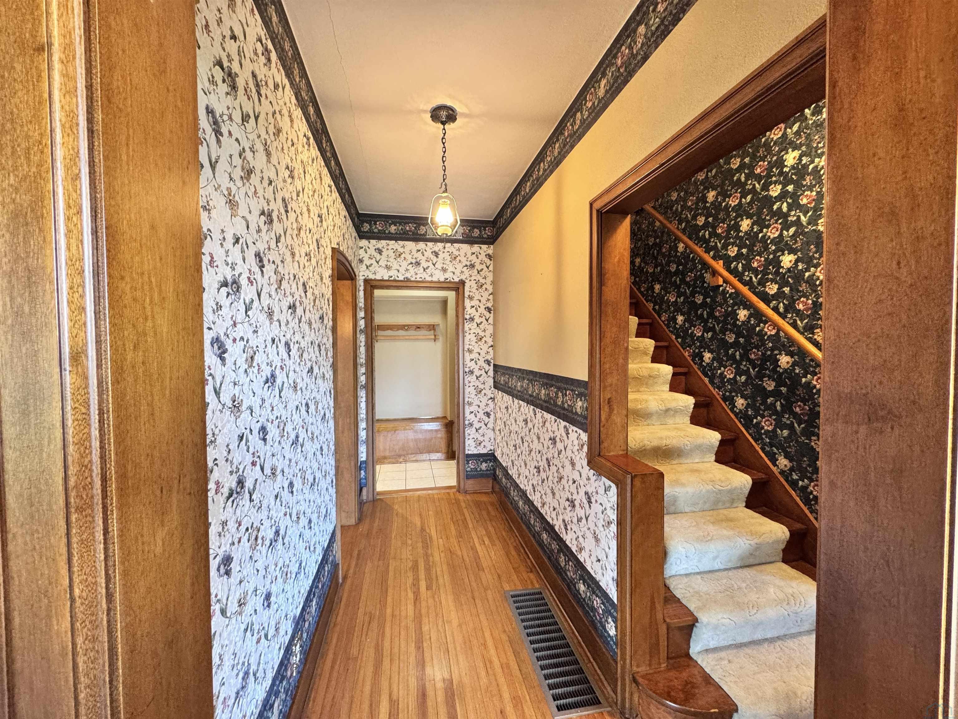 MLS #832440