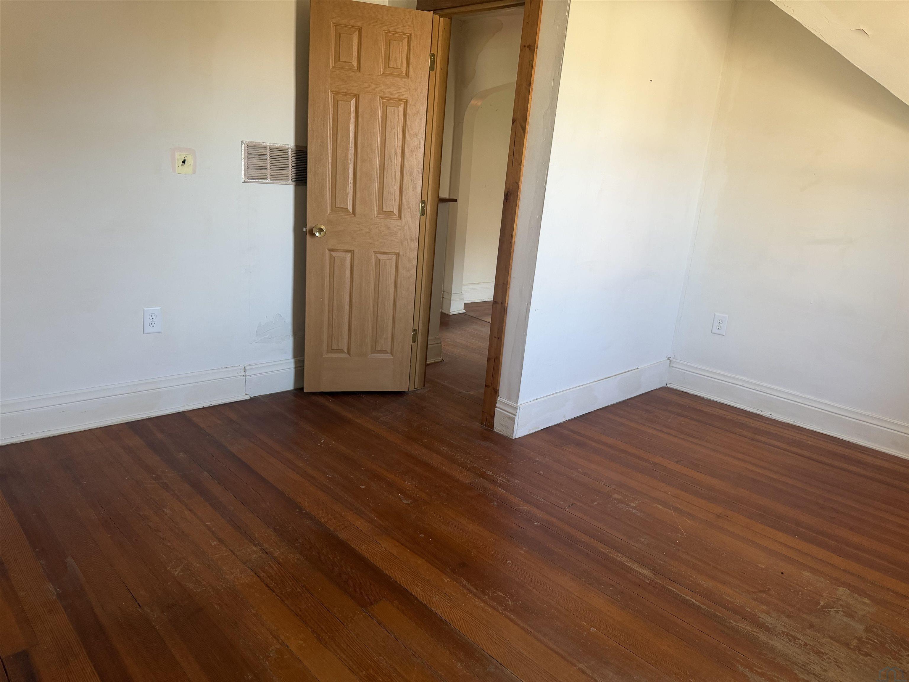 MLS #832456