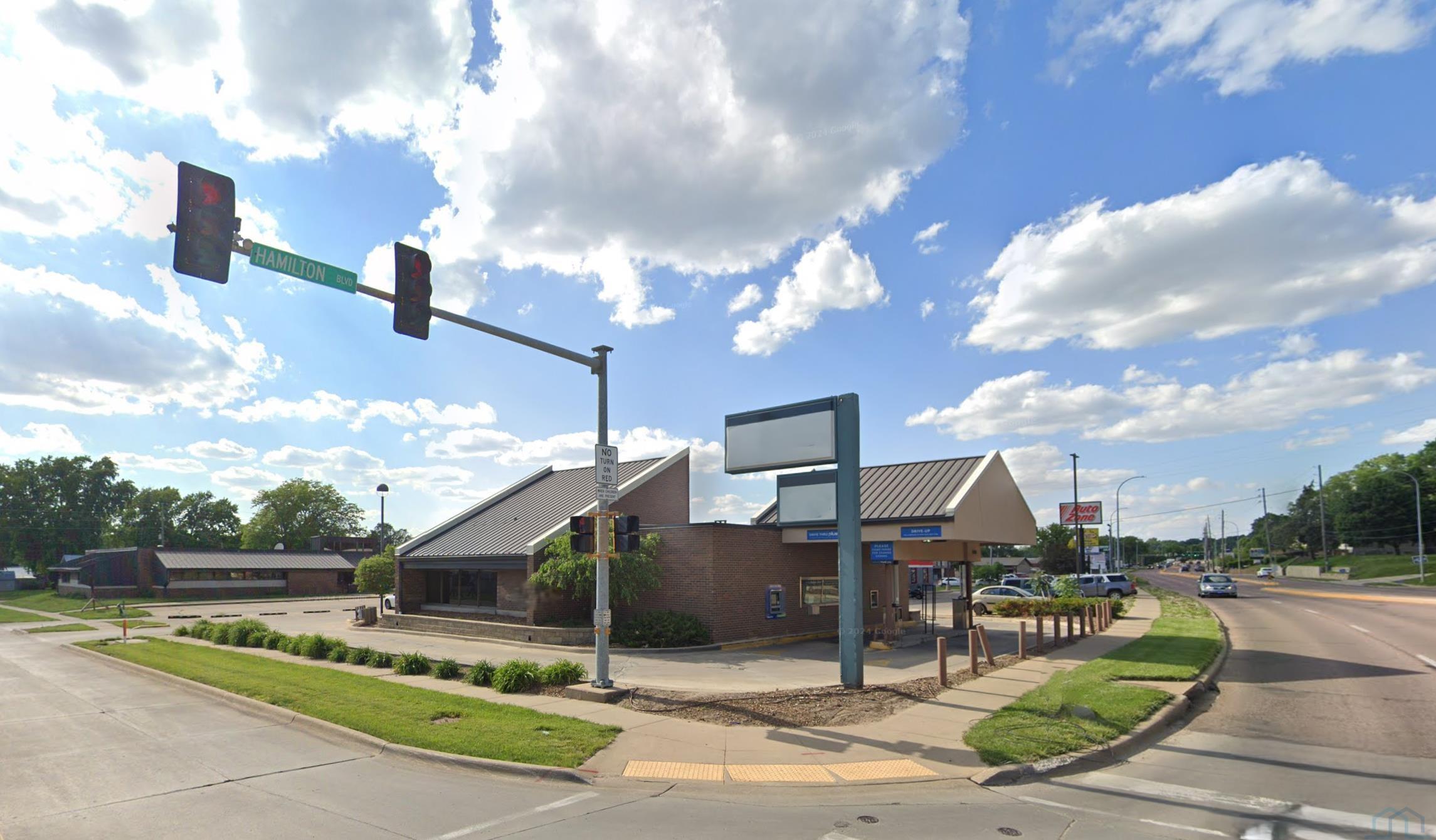 2401 Hamilton Blvd, Sioux City, IA 51104 