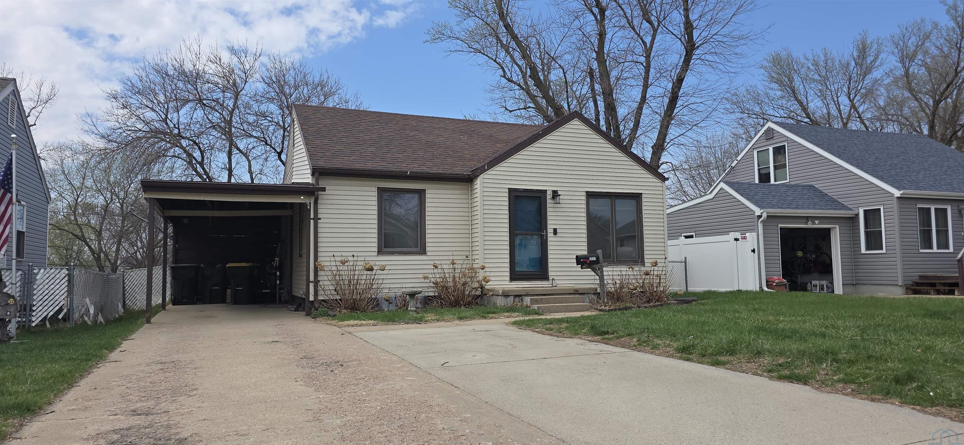 2521 Cornelia S, Sioux City, IA 51106 