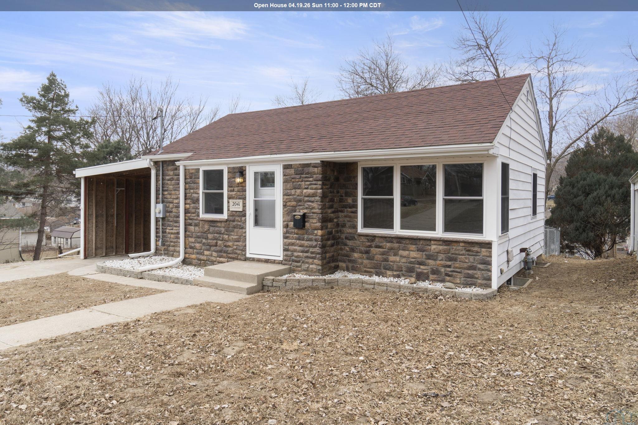 2041 Cleveland S, Sioux City, IA 51106 